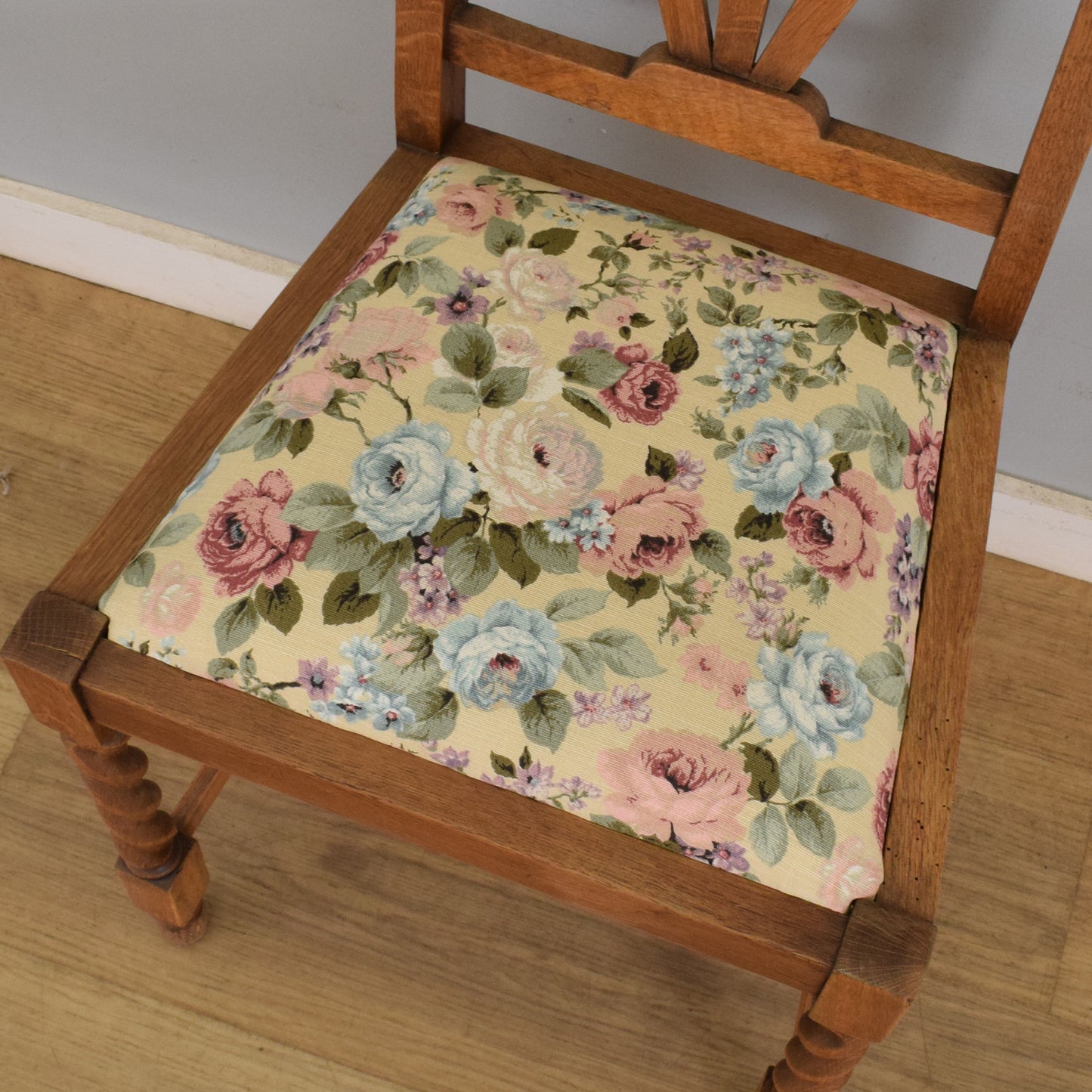 Oak Barley-Twist Drop Leaf Table and Four Chairs