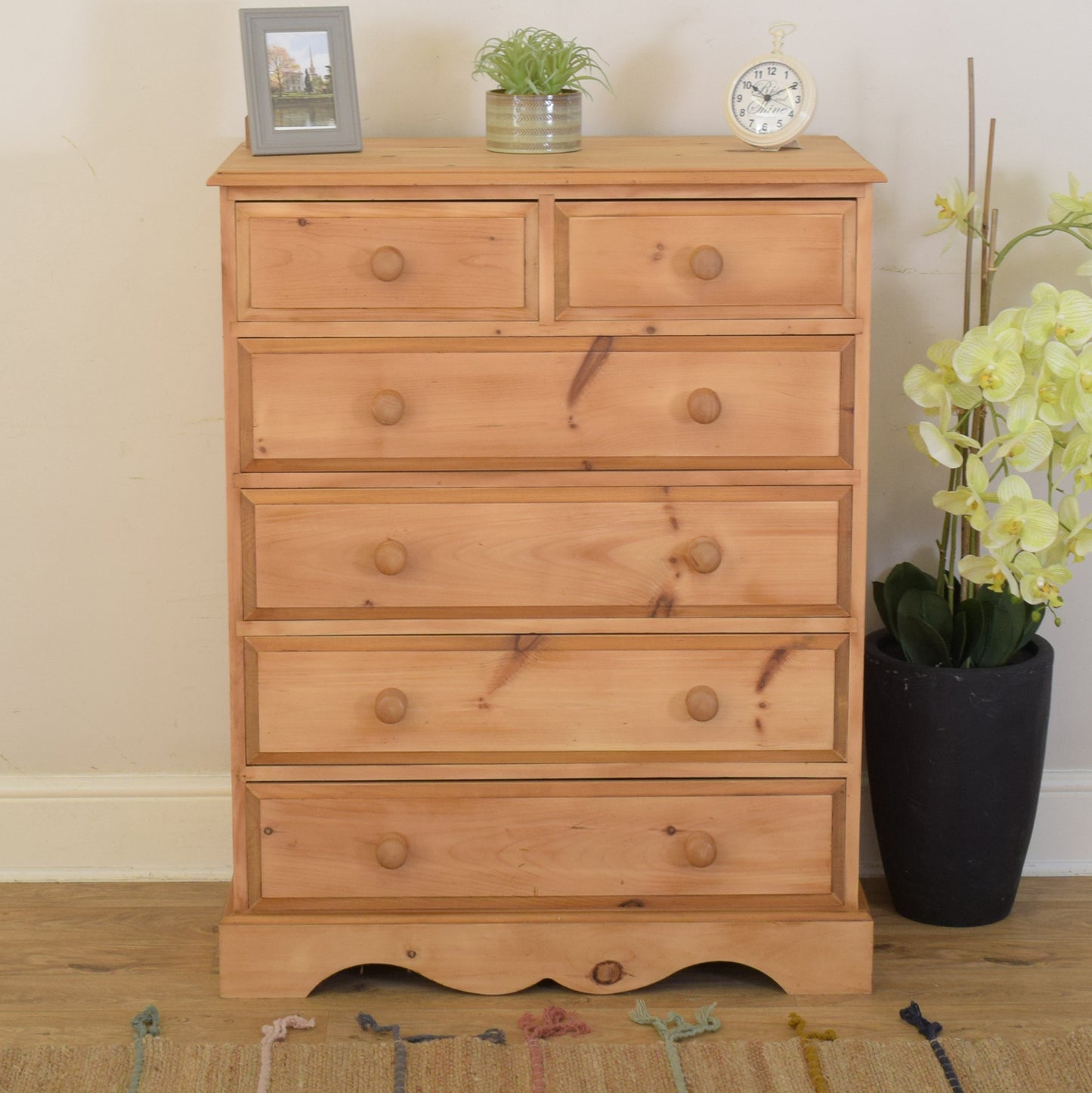 Pine Chest Of Drawers