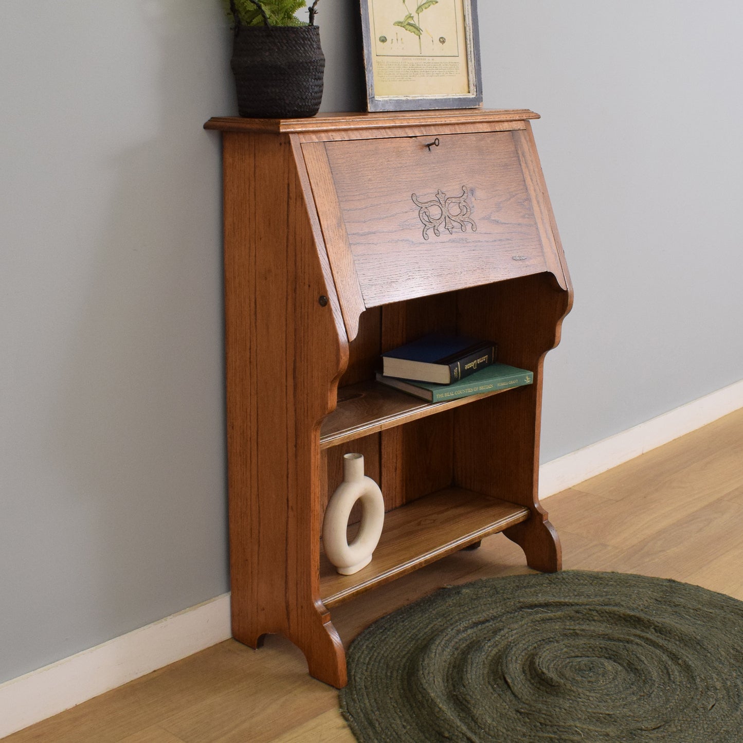 Oak Students Bureau