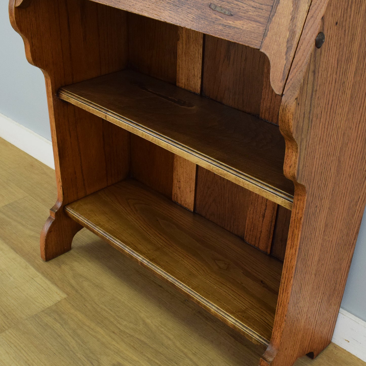 Oak Students Bureau
