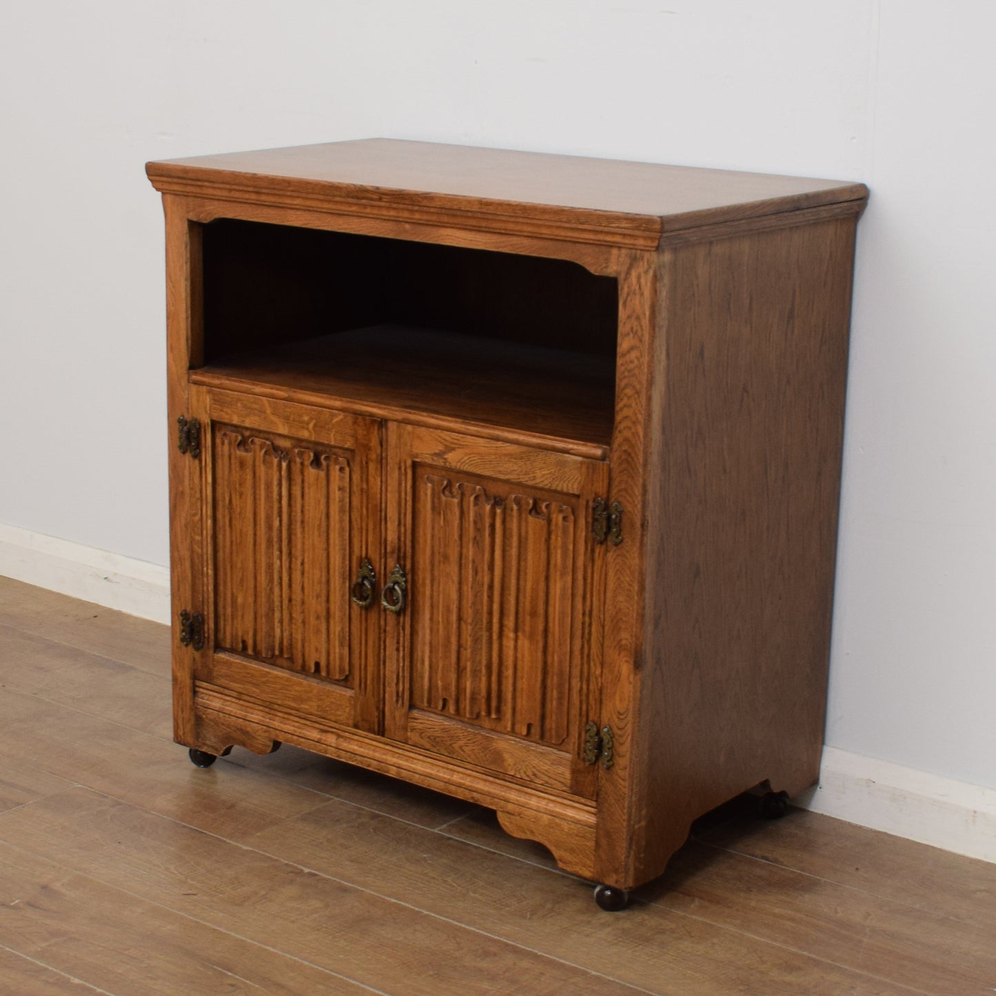 Oak Linenfold Multimedia Cabinet