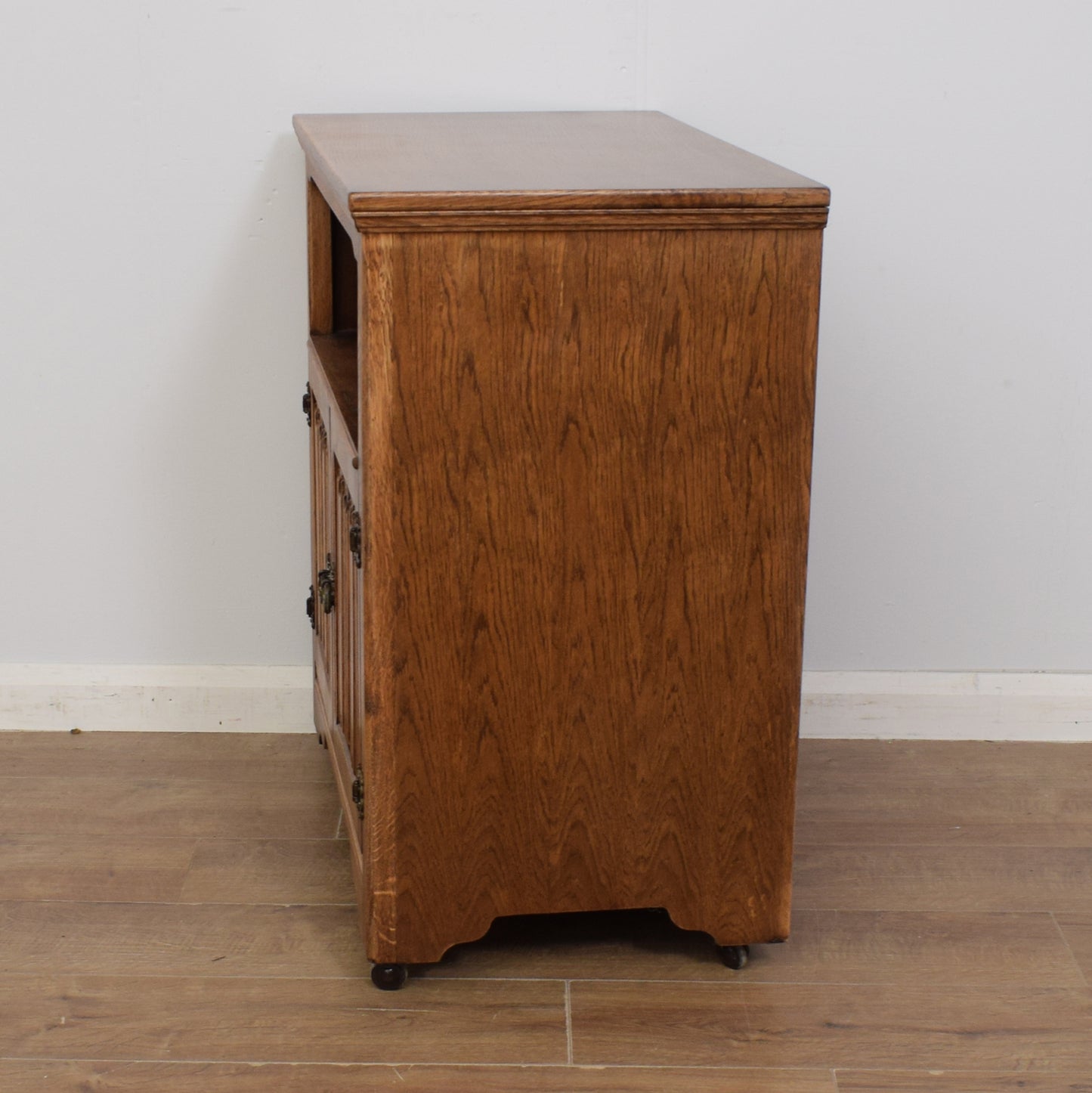 Oak Linenfold Multimedia Cabinet