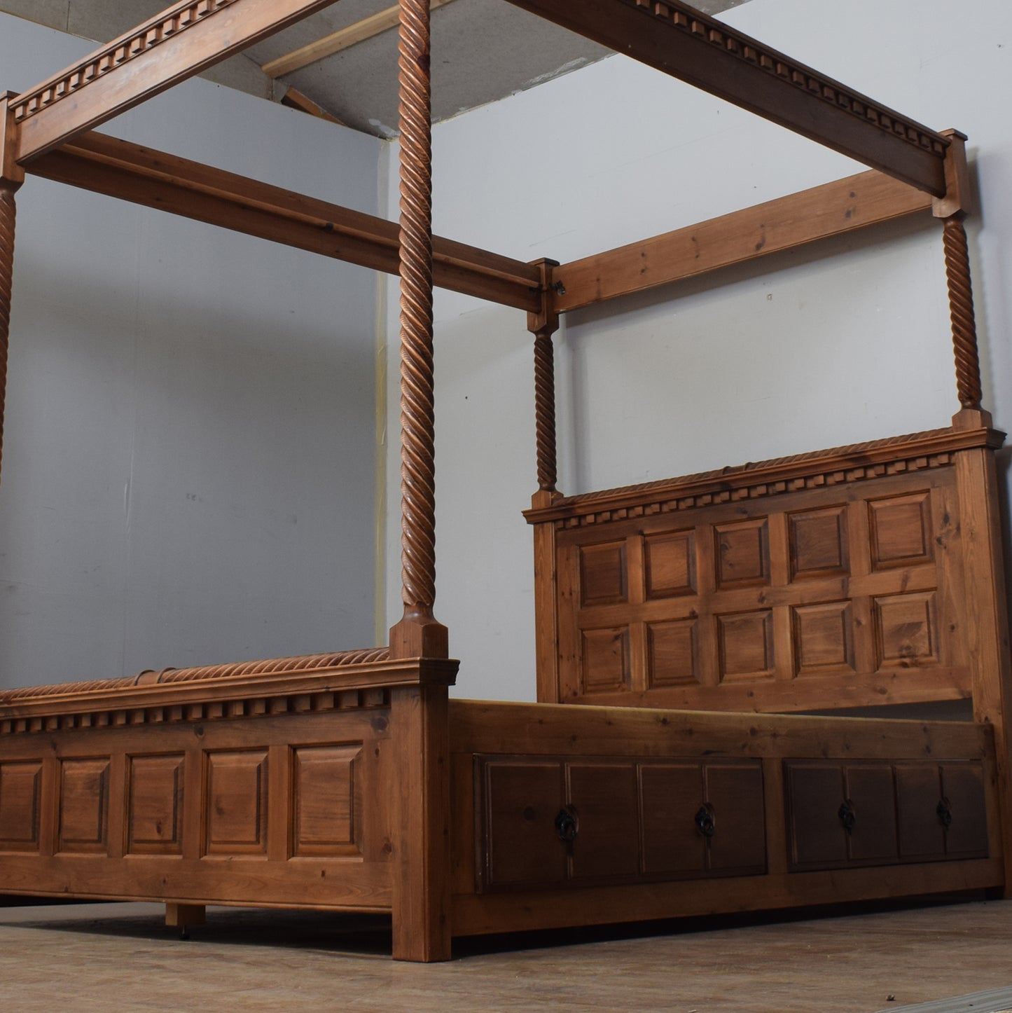 Solid Pine King Size Four Poster Bed
