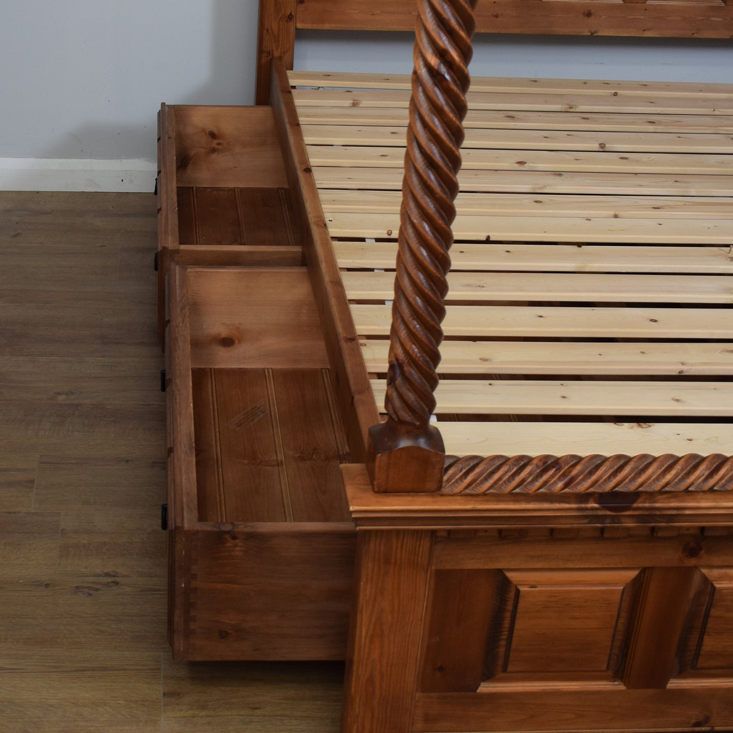 Solid Pine King Size Four Poster Bed