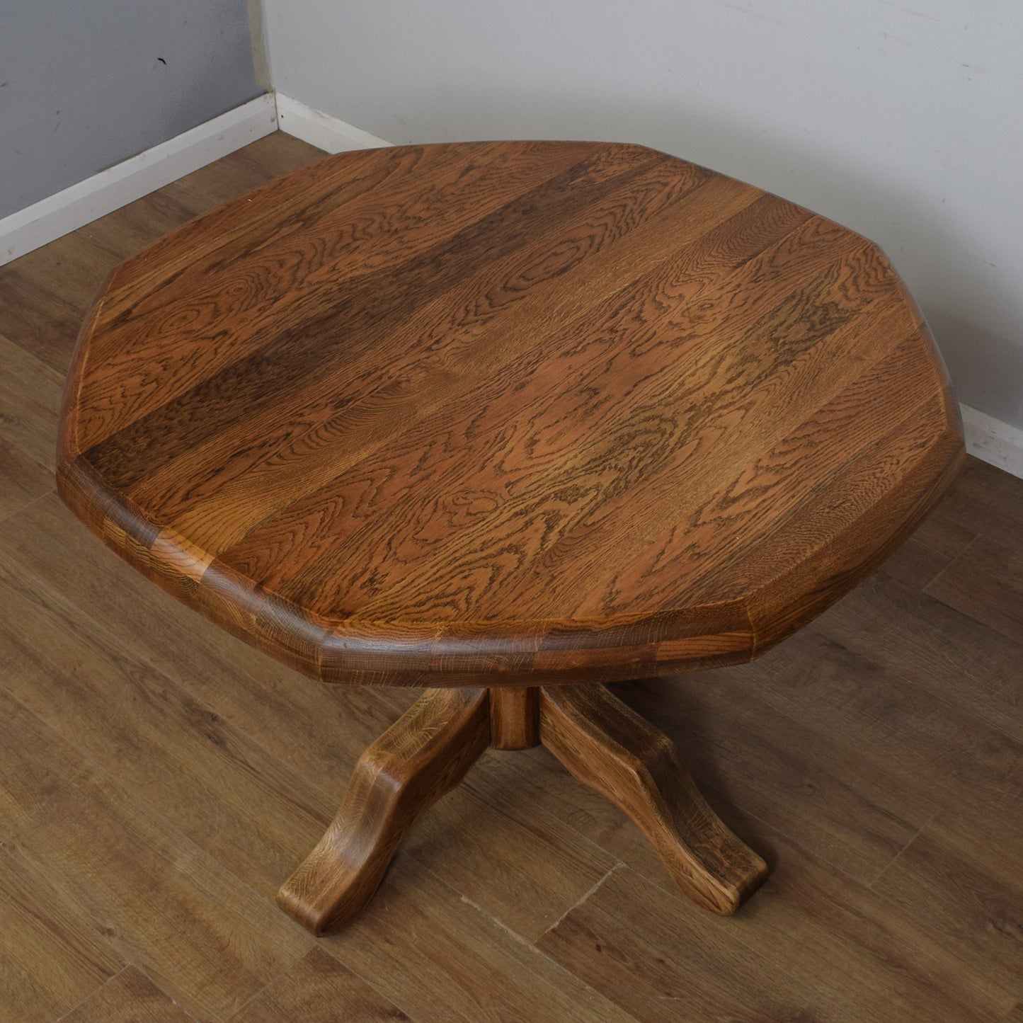 Solid Oak Pedestal Table And Four Chairs