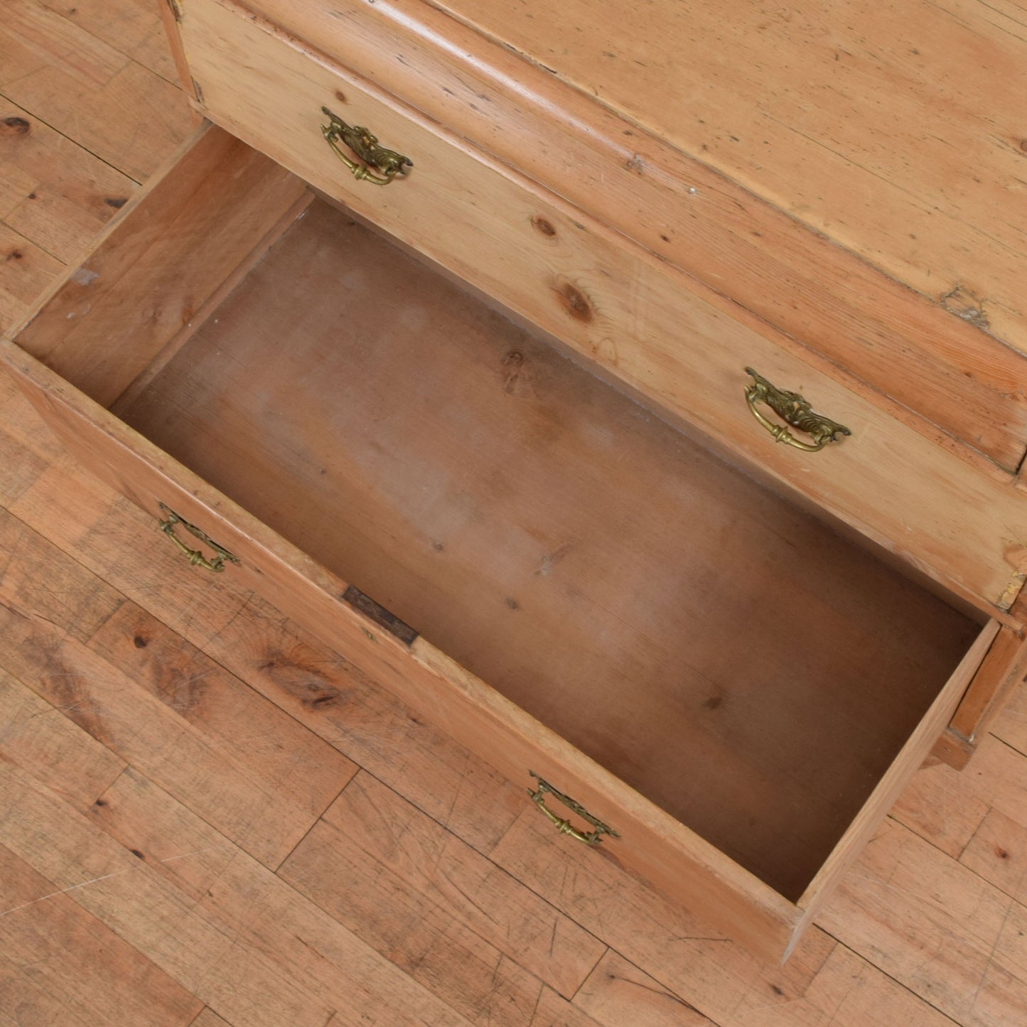 Rustic Pine Chest of Drawers