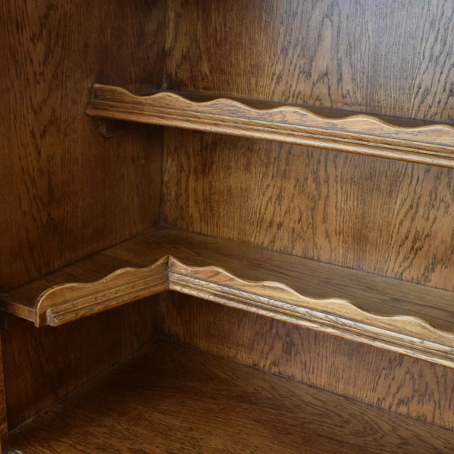 Old Charm Drinks Cabinet