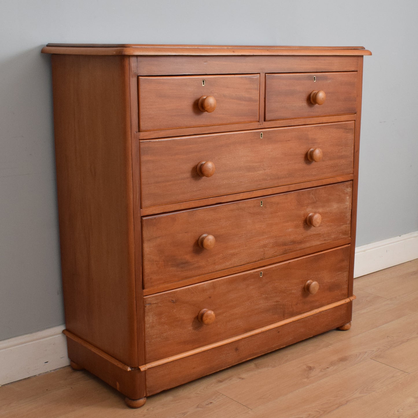 Victorian Chest of Drawers