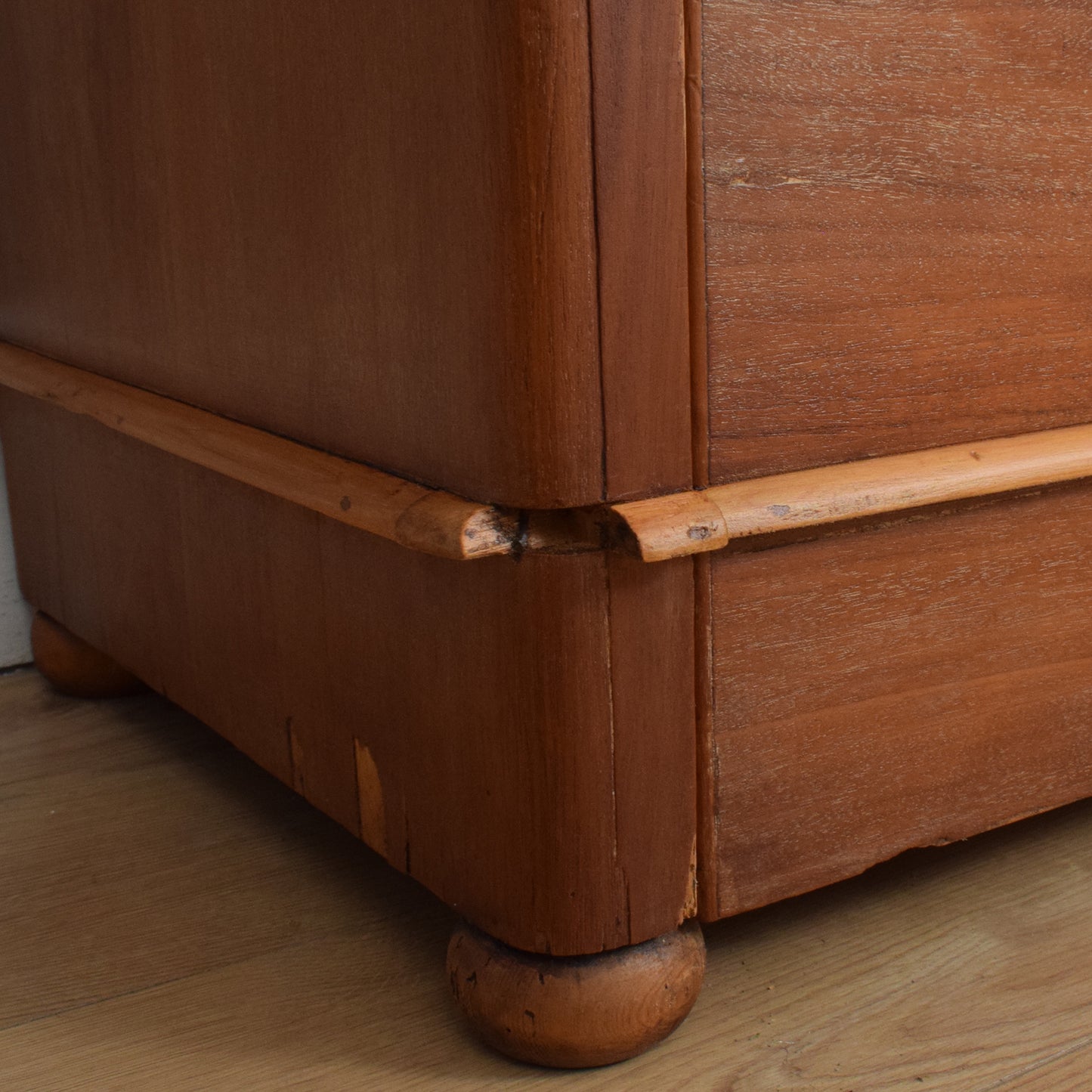 Victorian Chest of Drawers