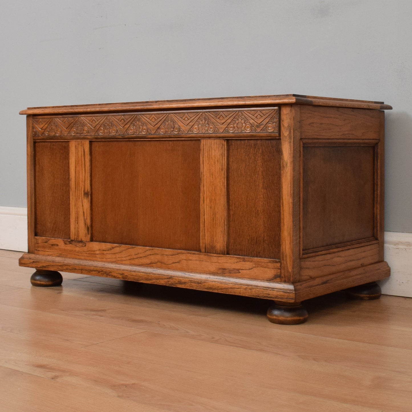 Traditional Oak Blanket Box