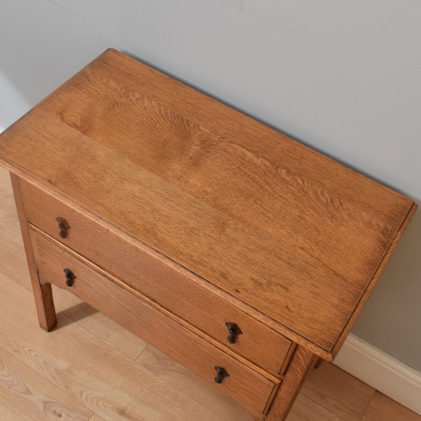 Oak Chest of Drawers