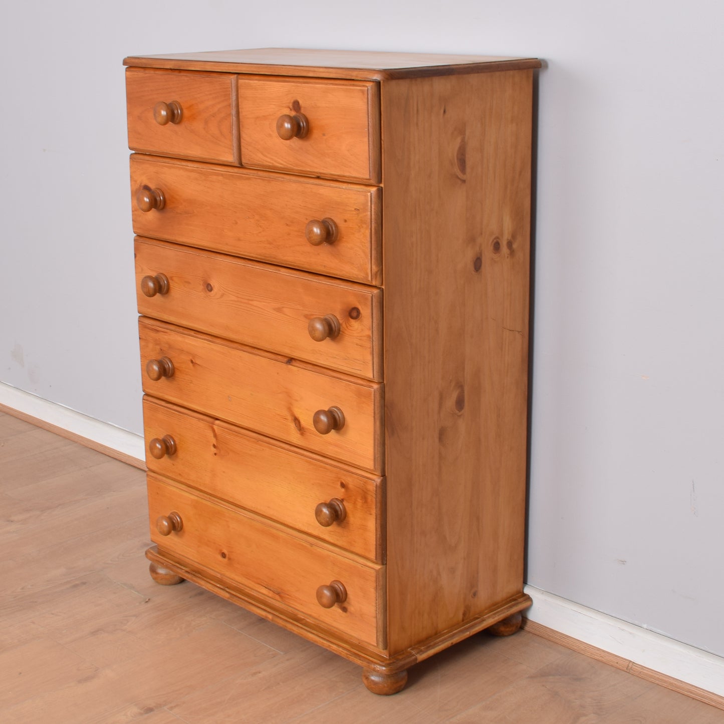 Pine Chest of Drawers