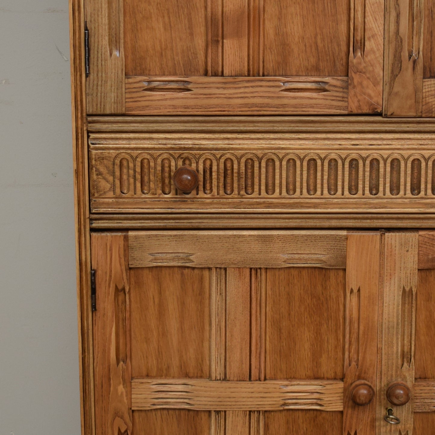 Priory Drinks Cabinet