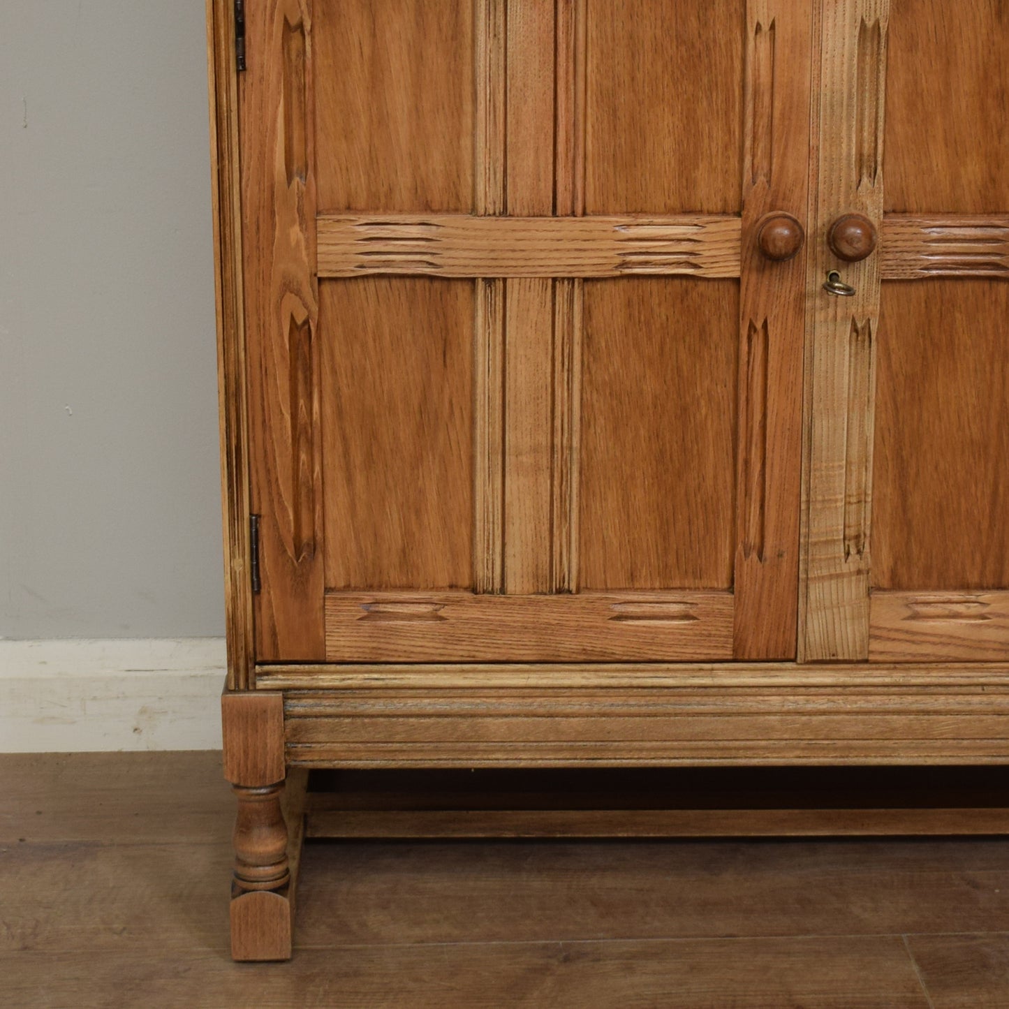 Priory Drinks Cabinet