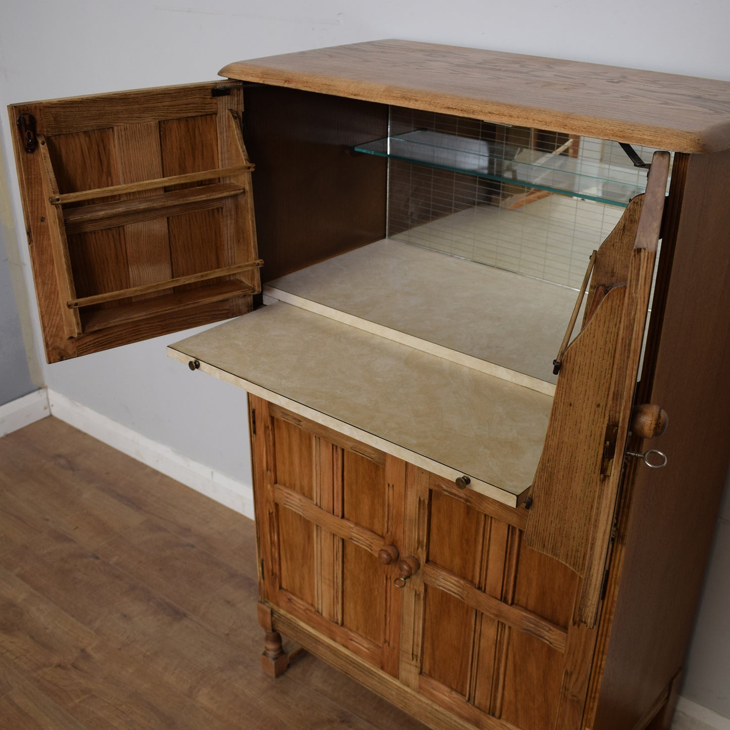 Priory Drinks Cabinet