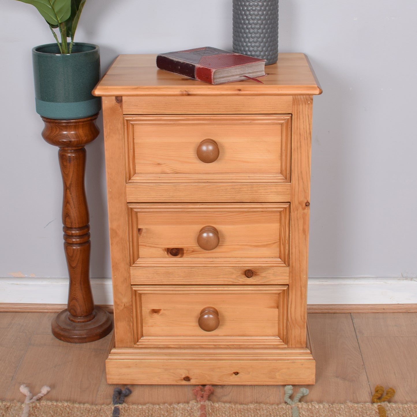 Pine Bedside Cabinet