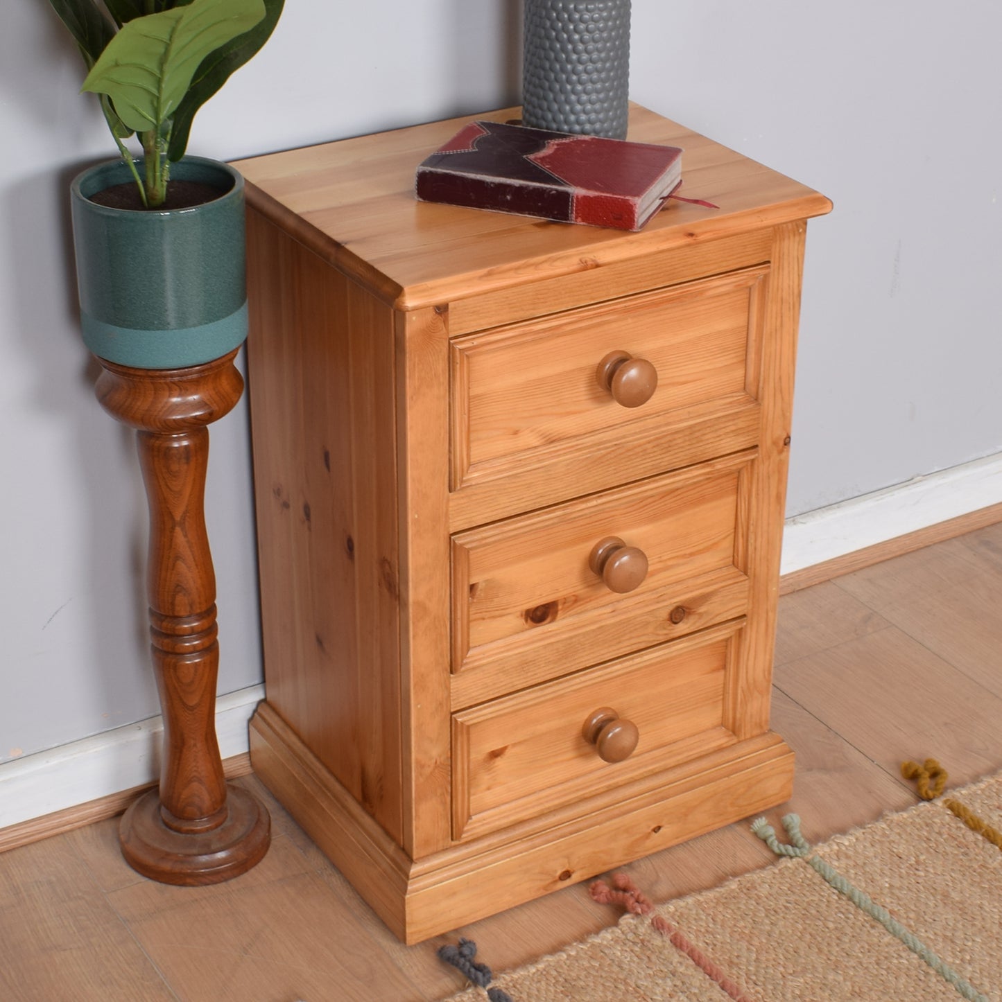 Pine Bedside Cabinet