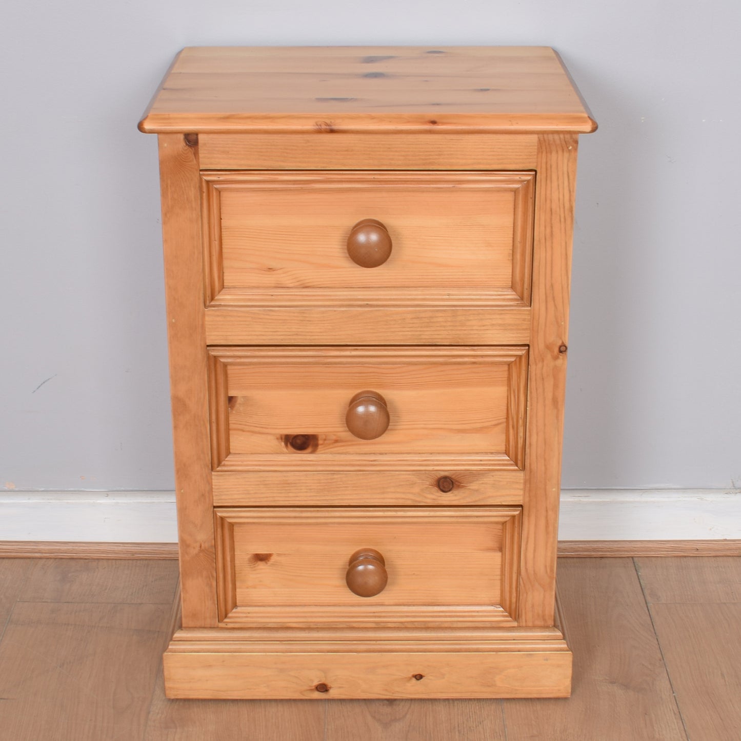 Pine Bedside Cabinet