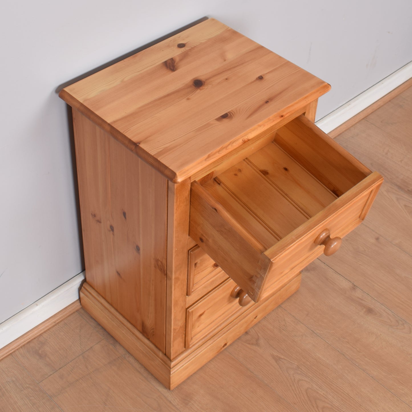 Pine Bedside Cabinet