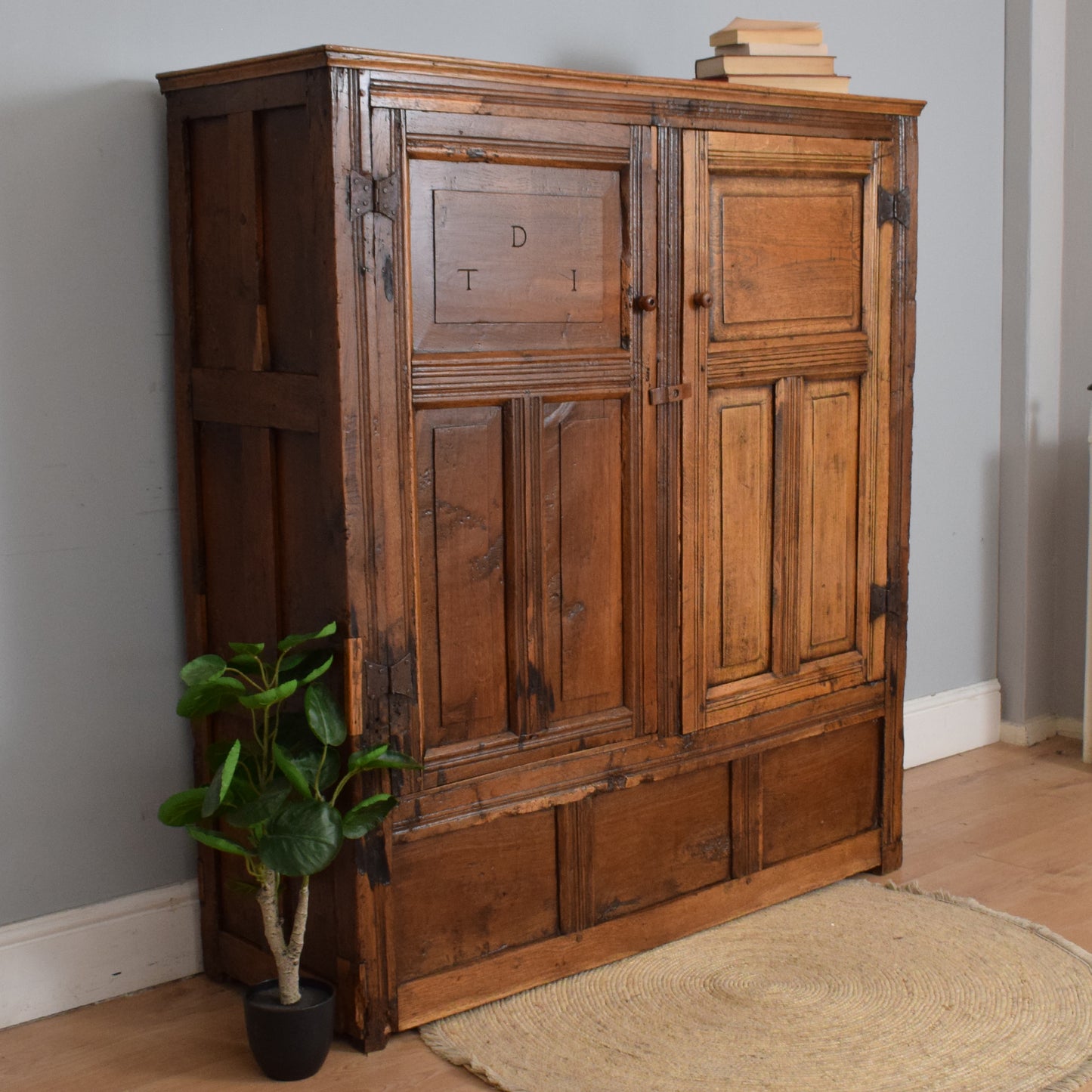 Antique Welsh Oak Cupboard