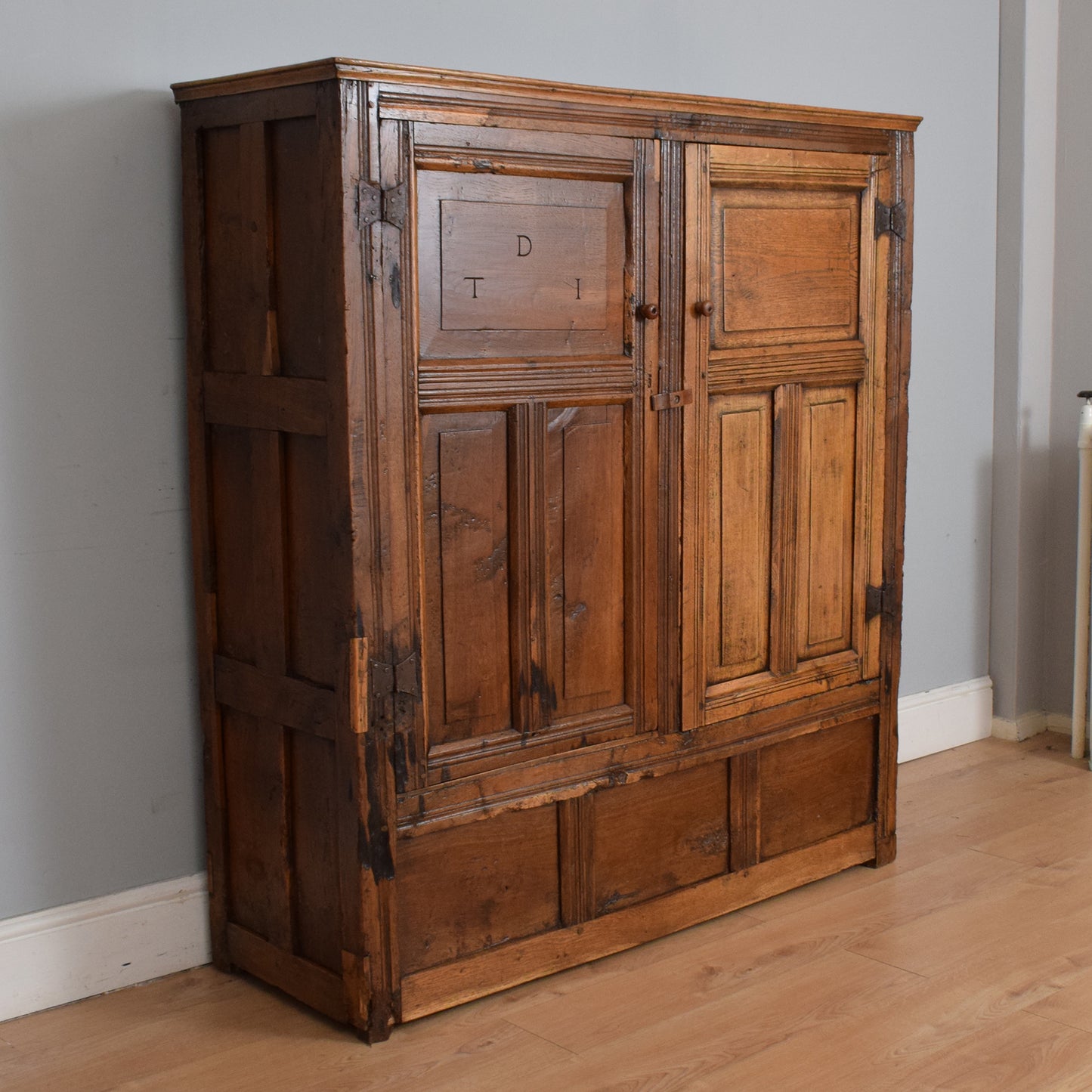 Antique Welsh Oak Cupboard