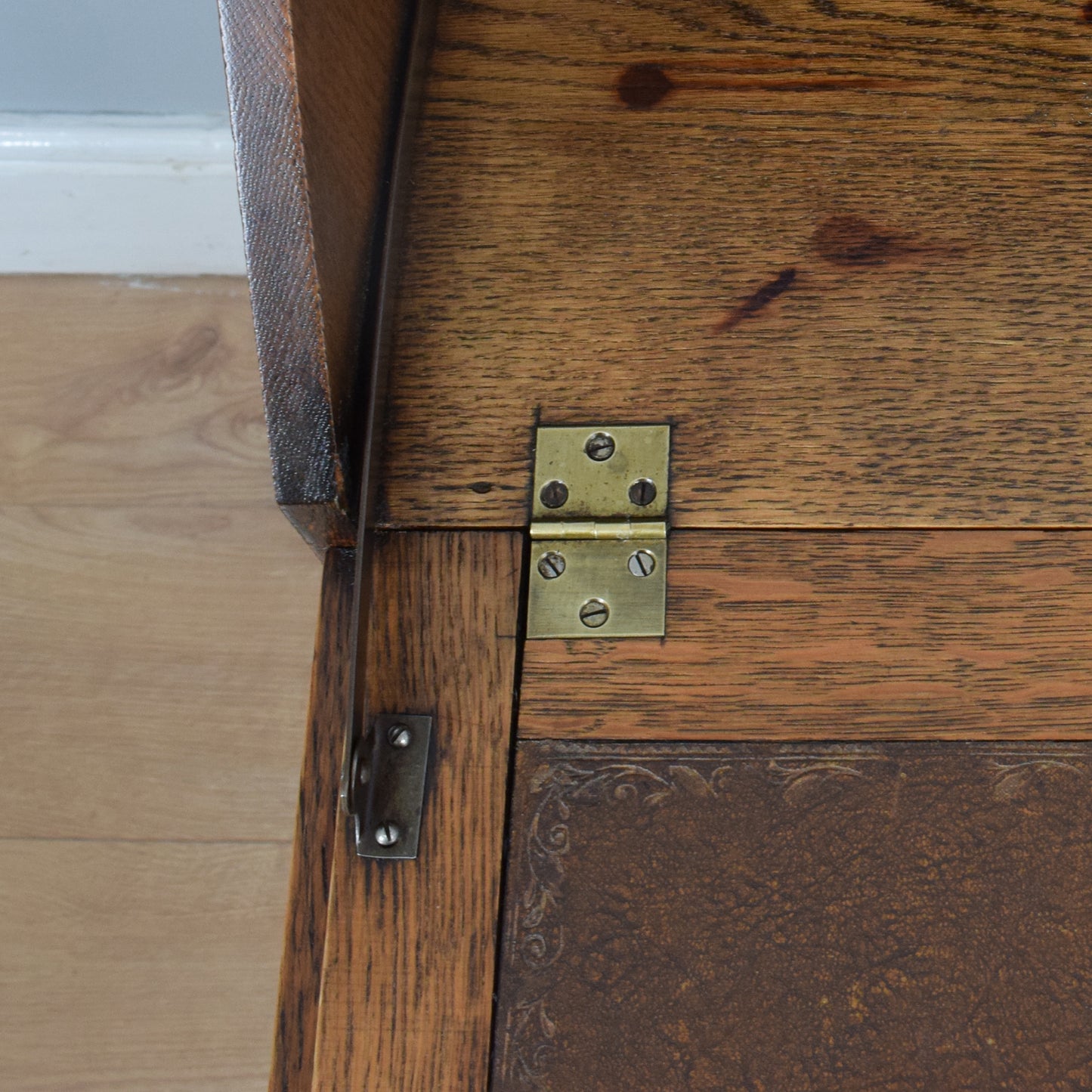 Traditional Oak Bureau