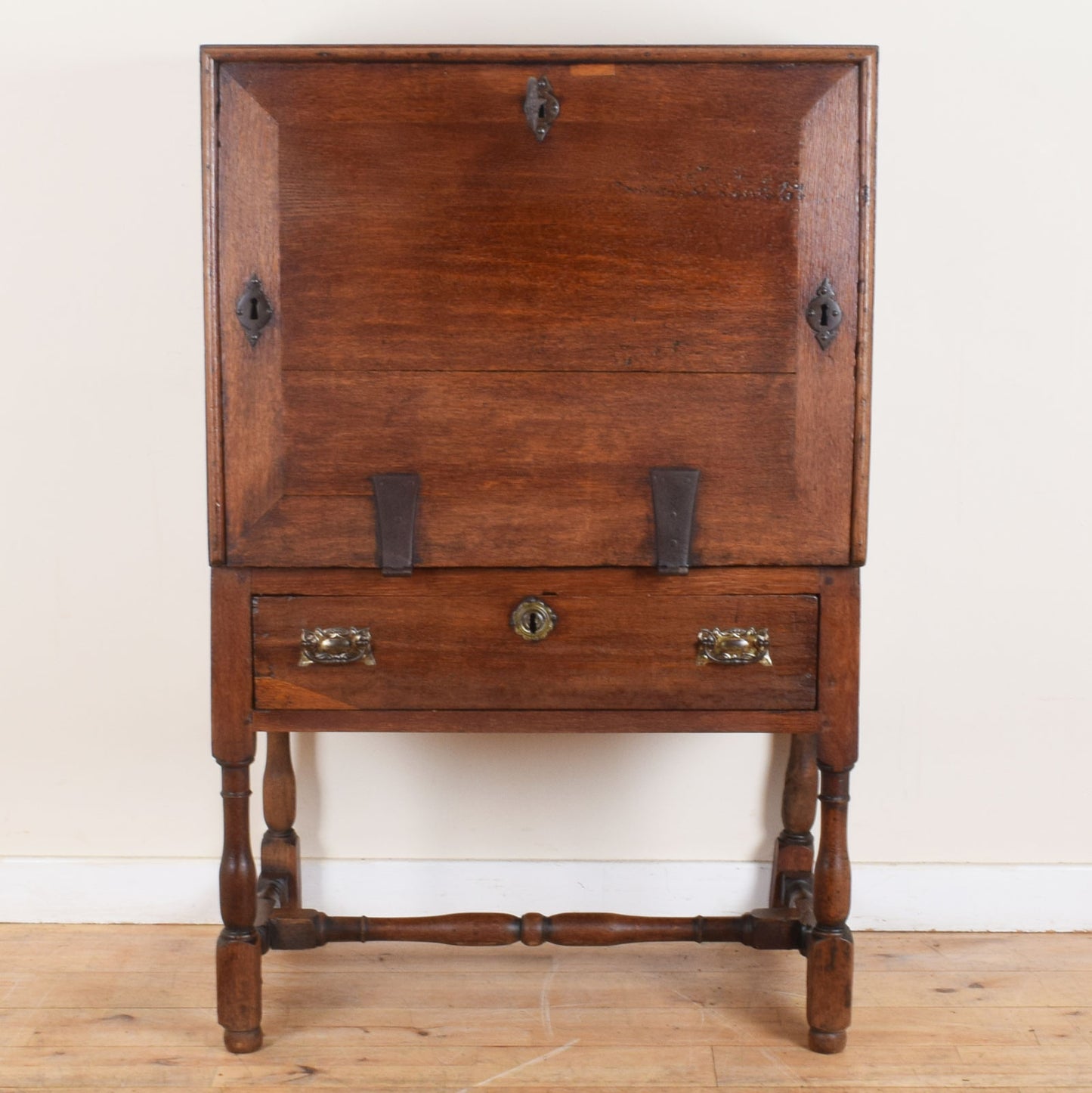 18th Century Oak Cupboard