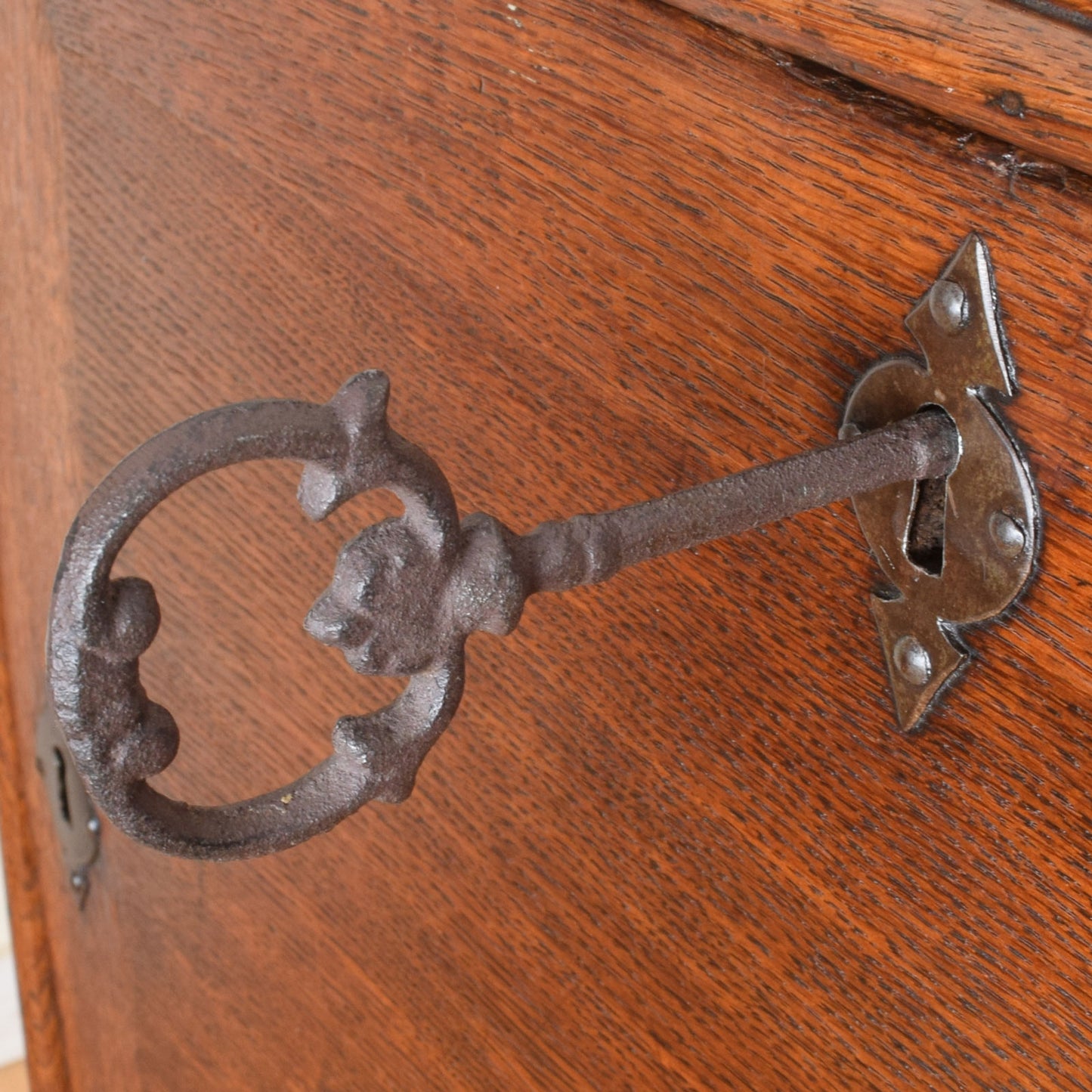 18th Century Oak Cupboard