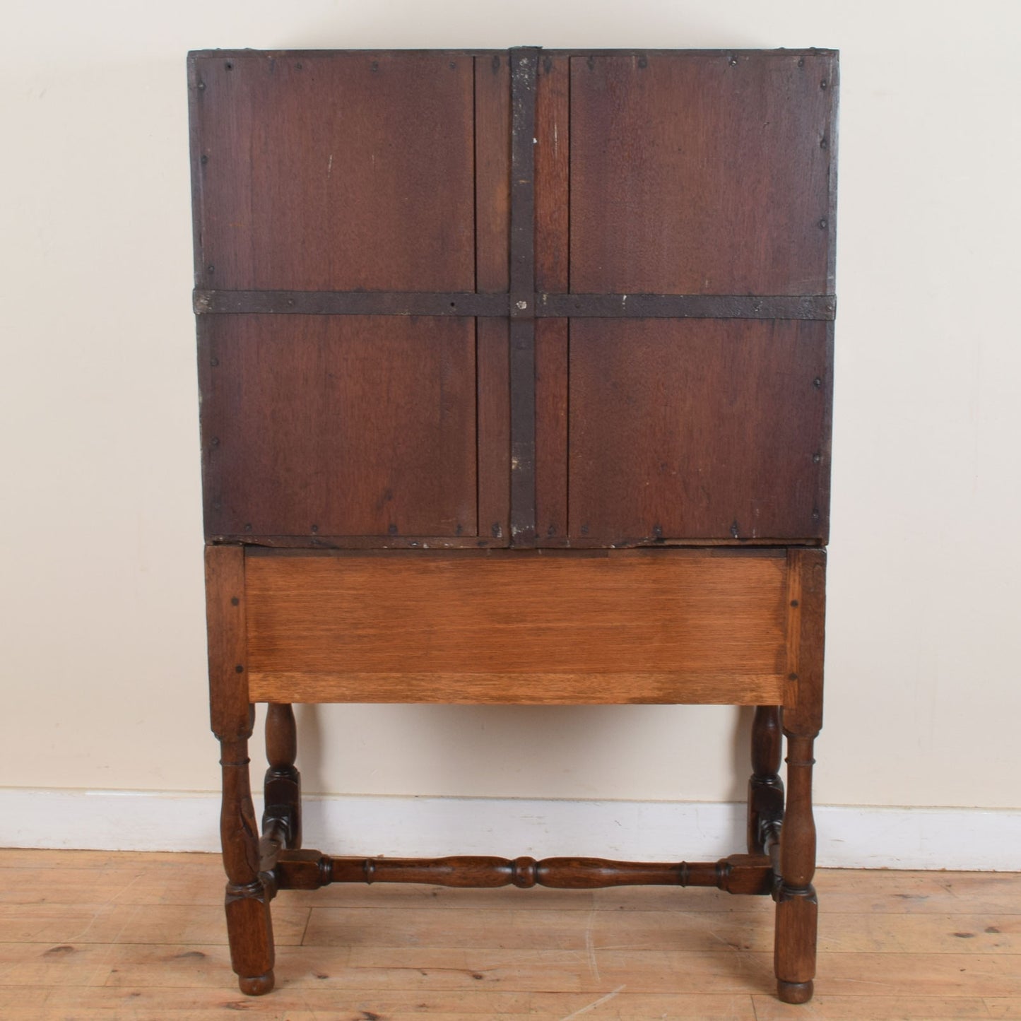 18th Century Oak Cupboard