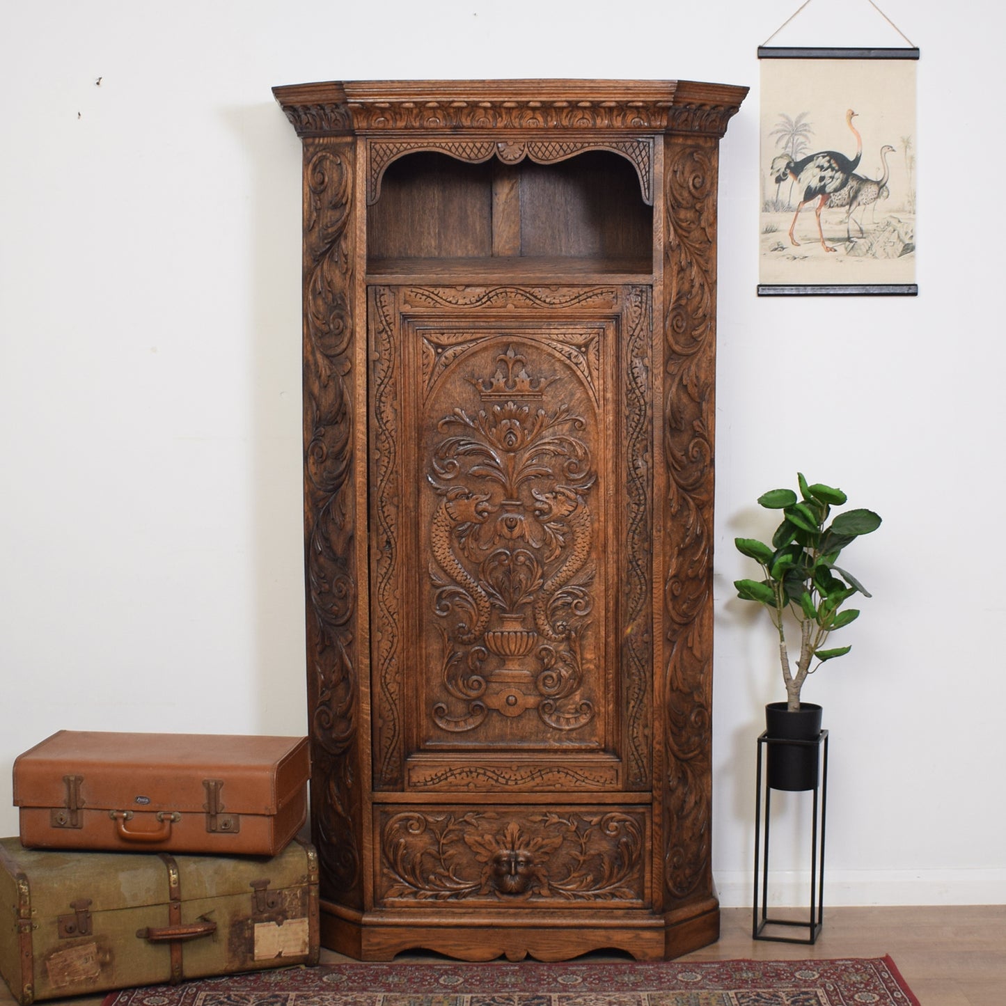 Vintage Carved Hallrobe