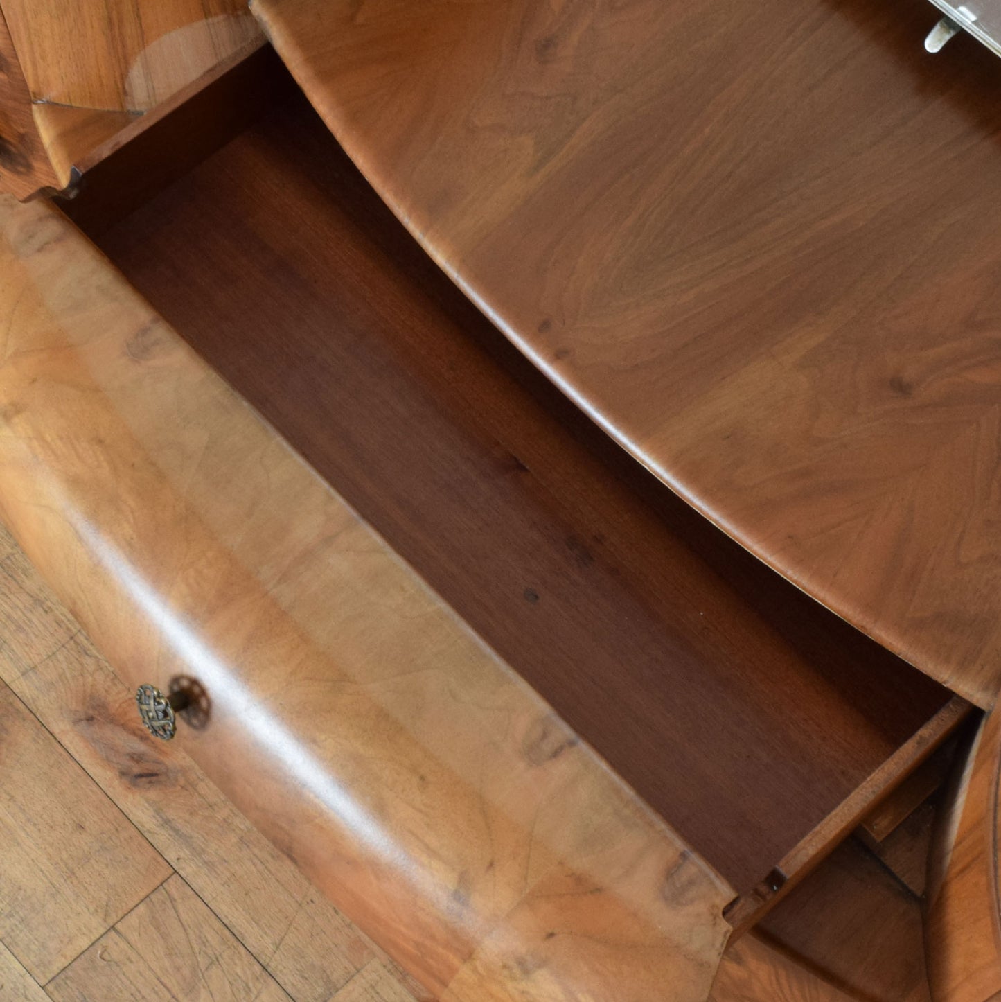 Walnut Veneer Dressing Table