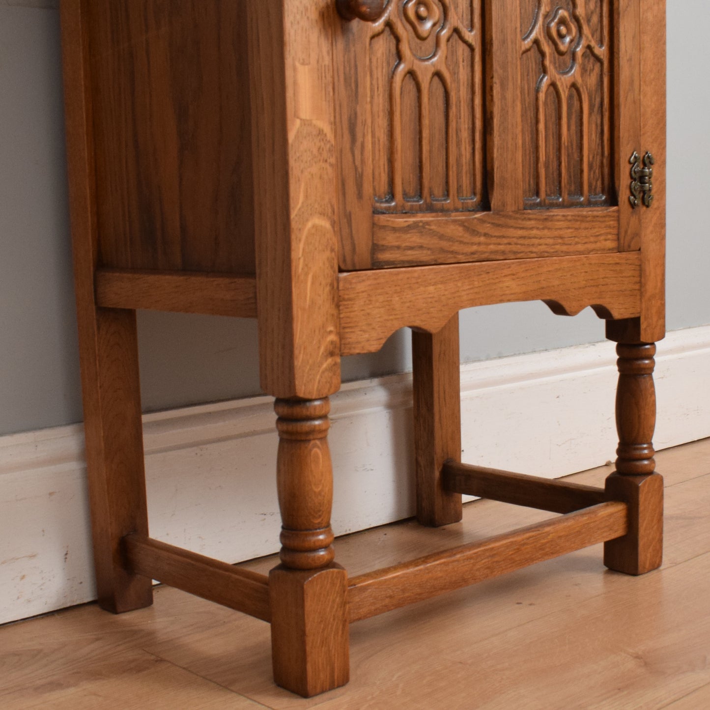 Vintage Oak Side Cupboard