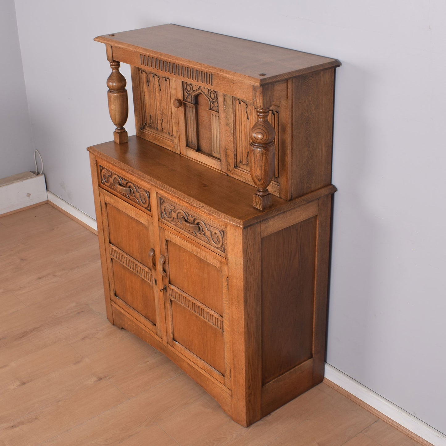 Oak Court Cabinet