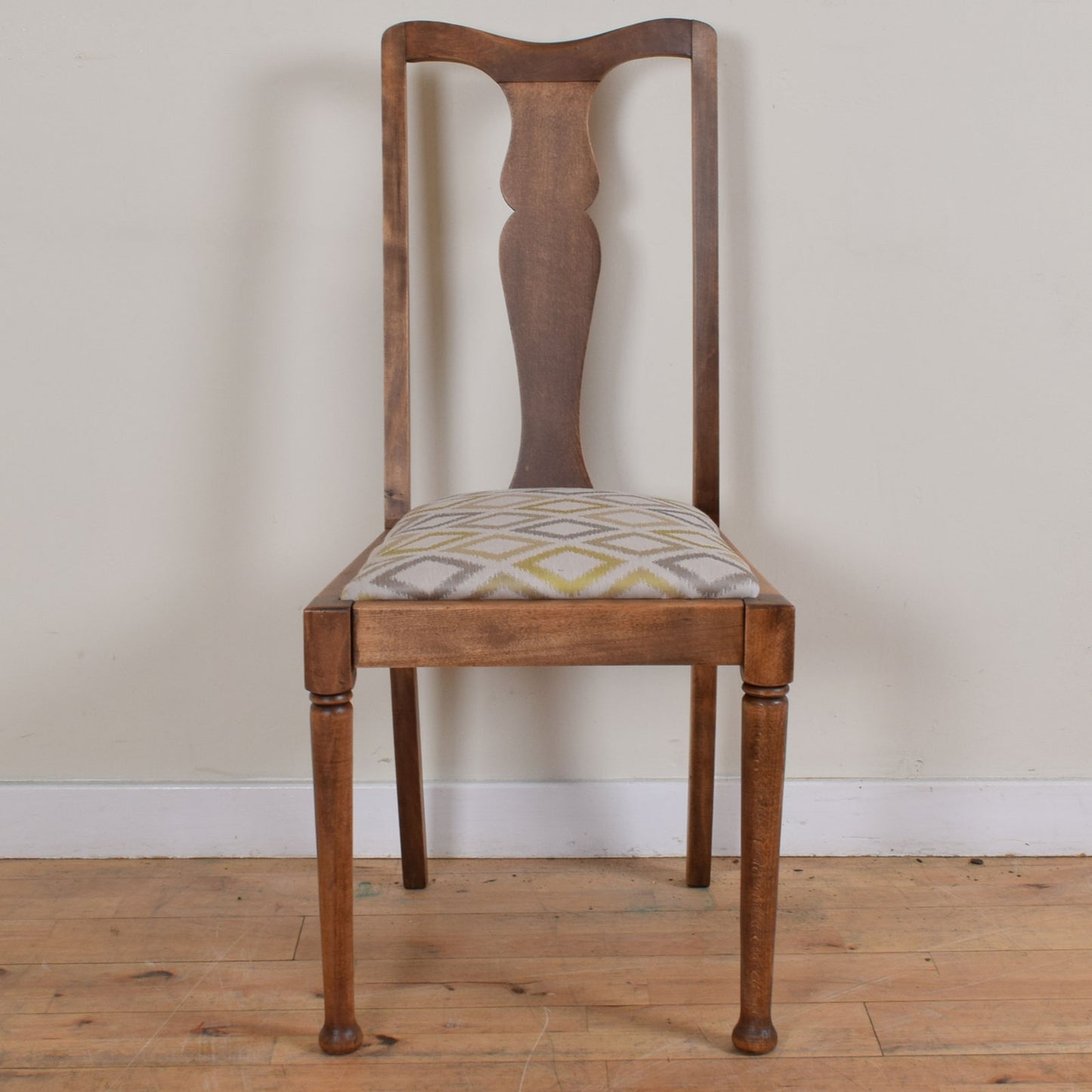 Flame Mahogany Drop Leaf Table and Four Chairs