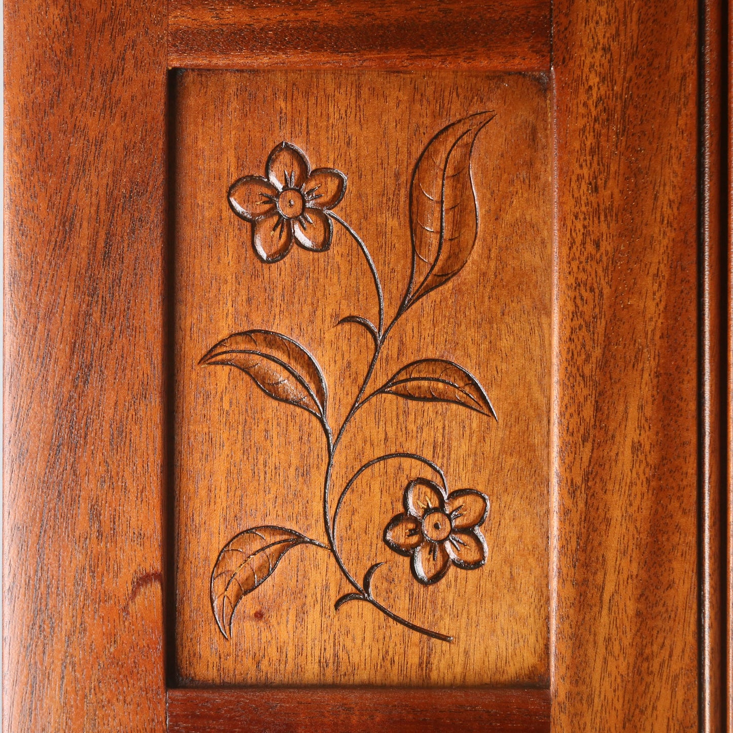 Mahogany Hallrobe