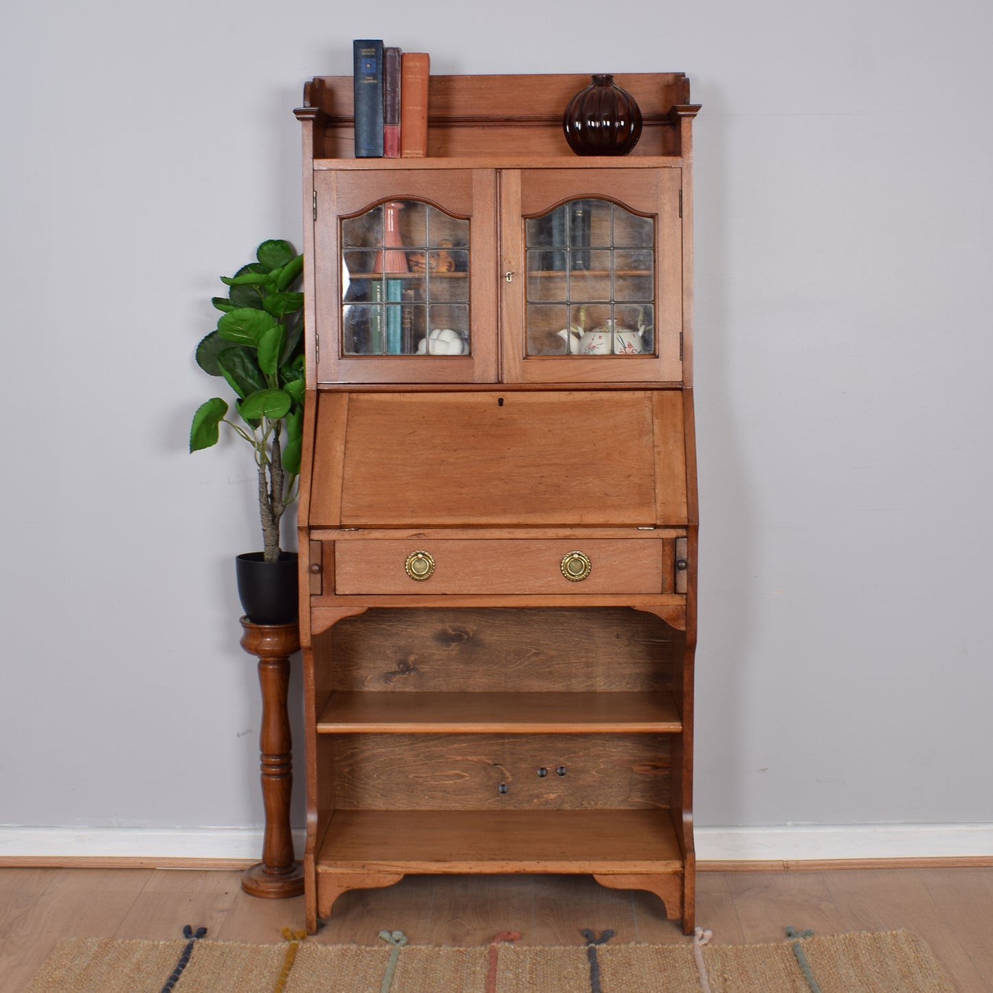 Oak Students Bureau Bookcase