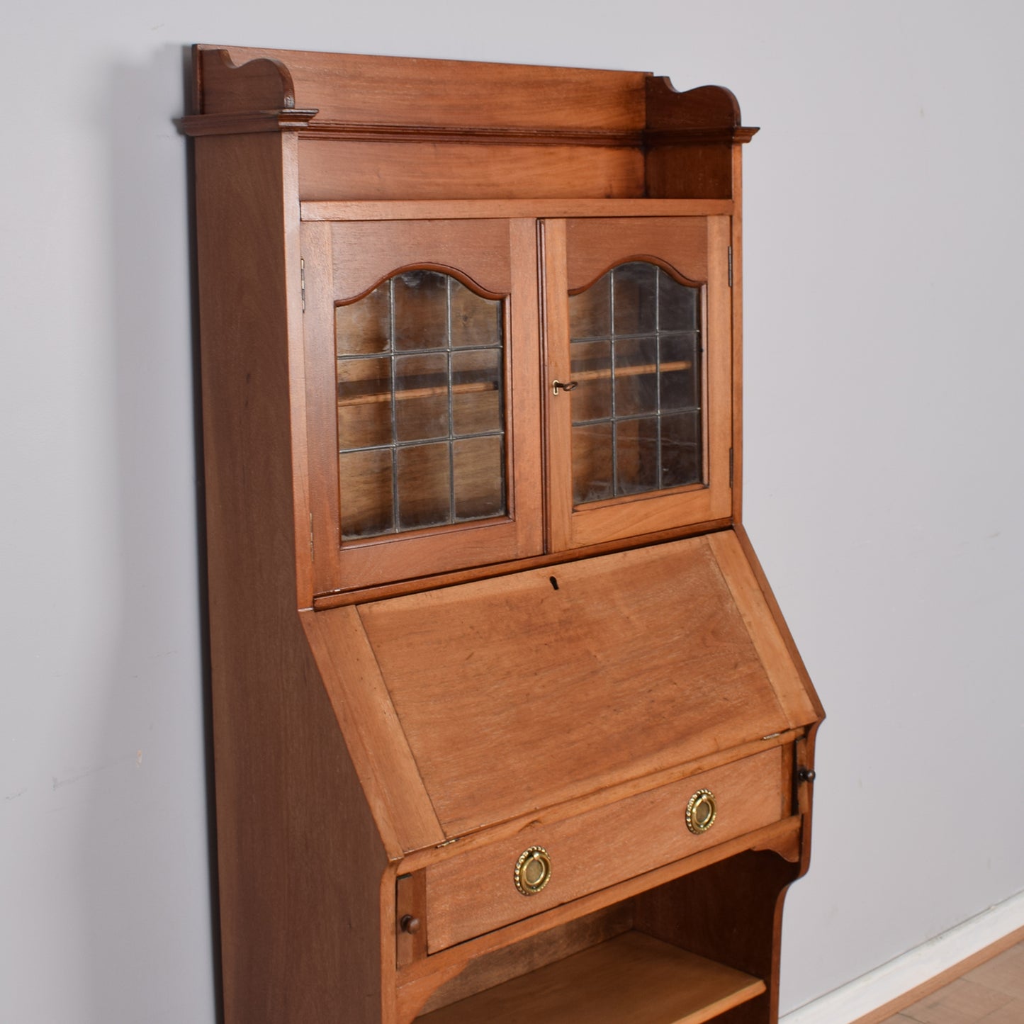 Oak Students Bureau Bookcase
