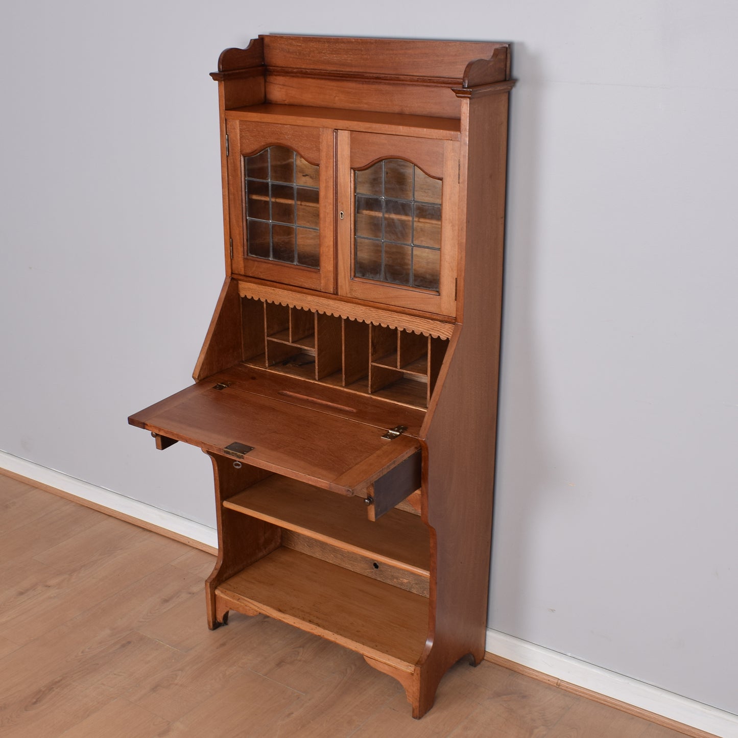 Oak Students Bureau Bookcase