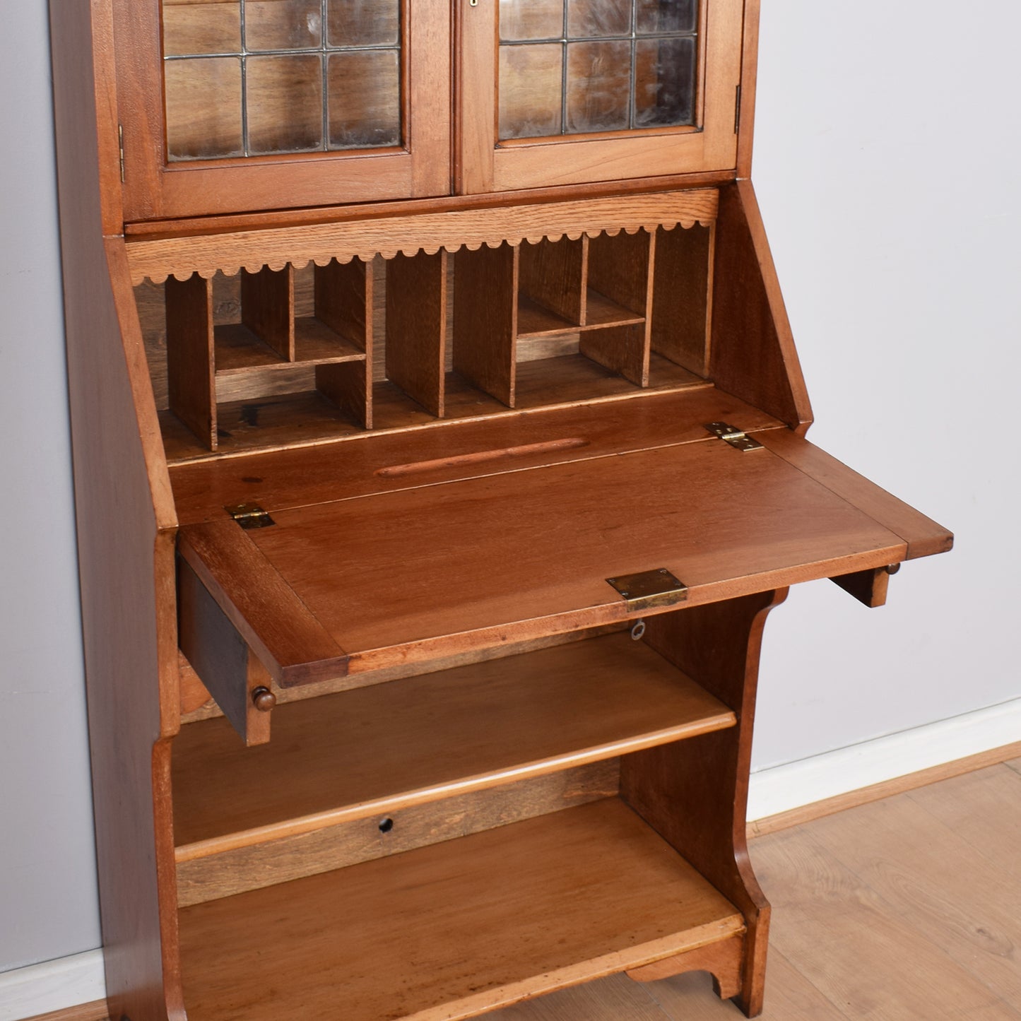 Oak Students Bureau Bookcase