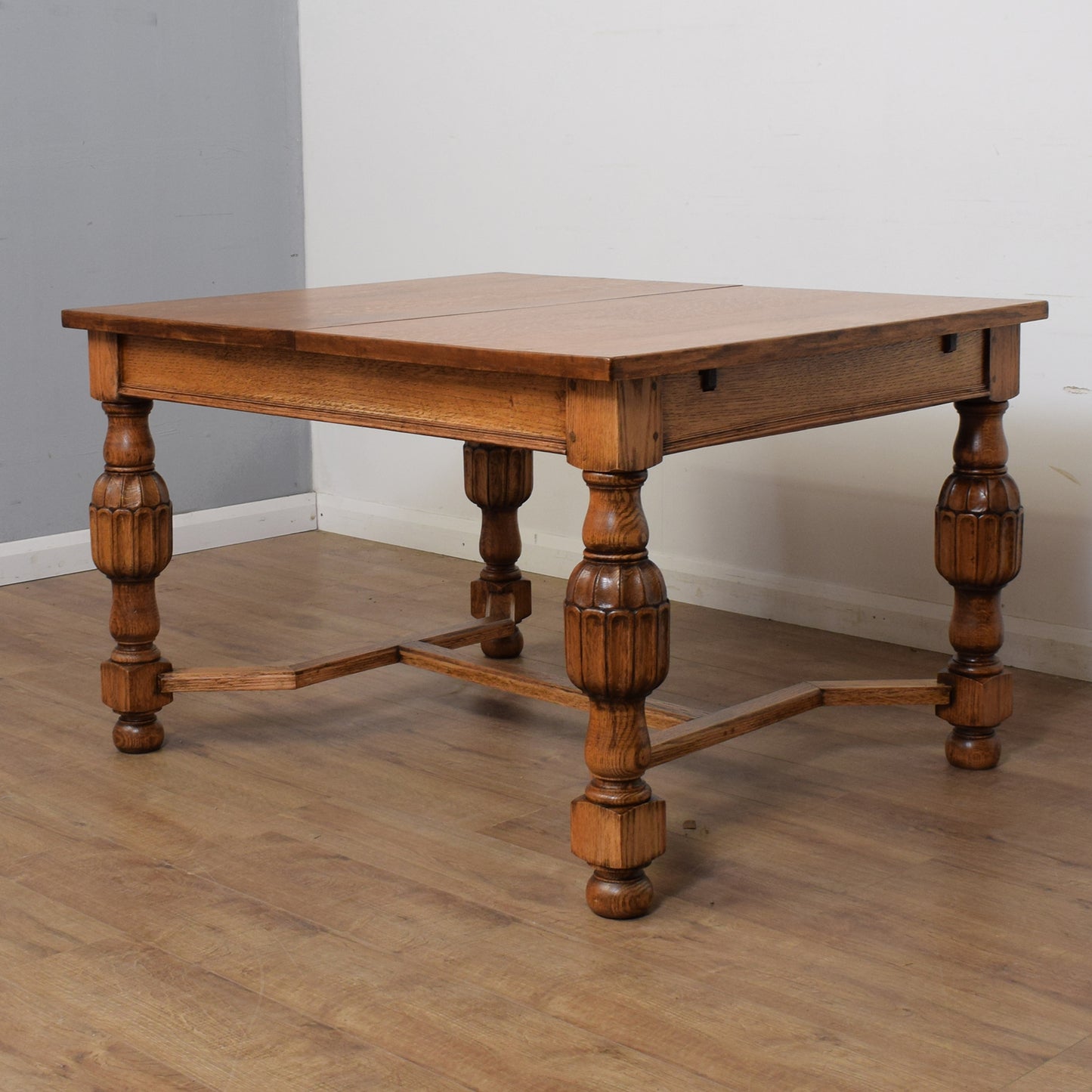 Vintage Oak Extendable Table And Six Chairs