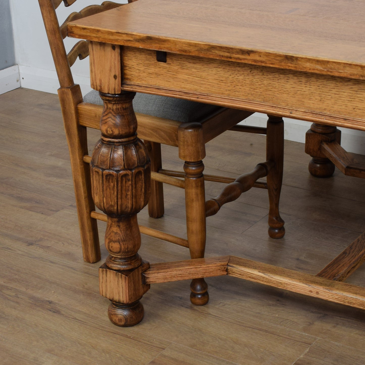 Vintage Oak Extendable Table And Six Chairs