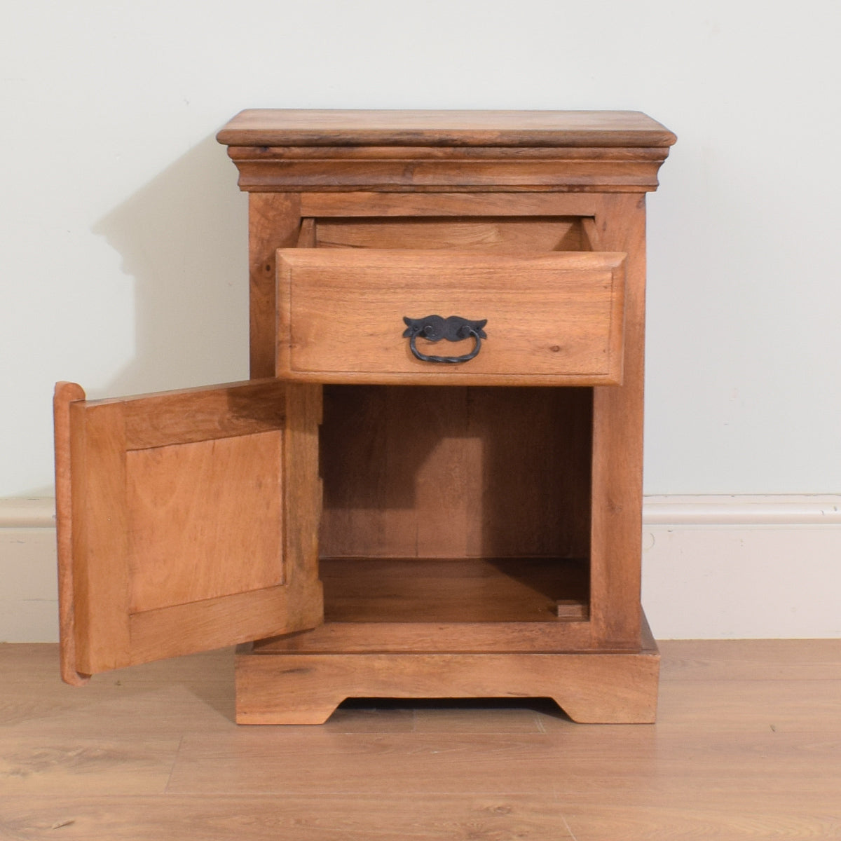 Solid Mango Bedside