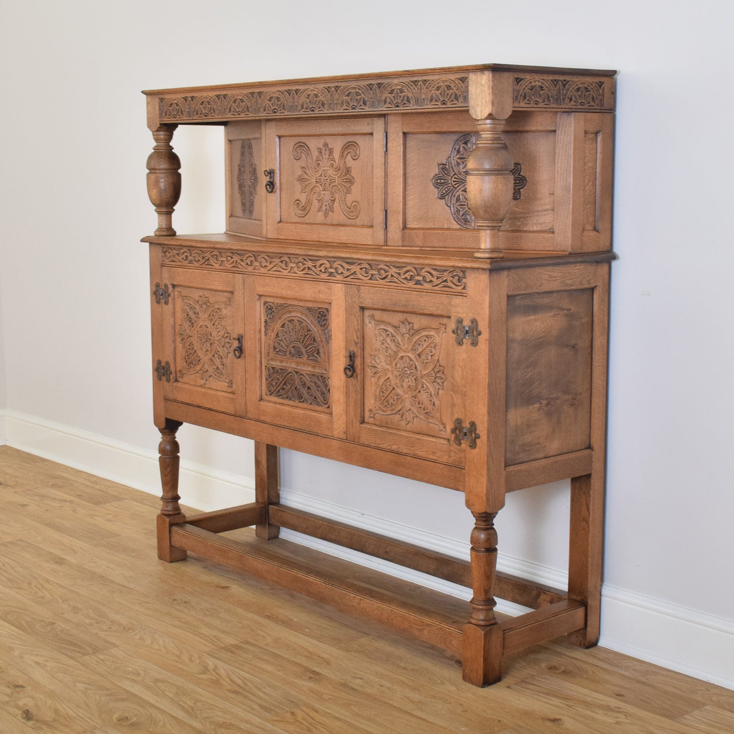 Oak Court Cabinet