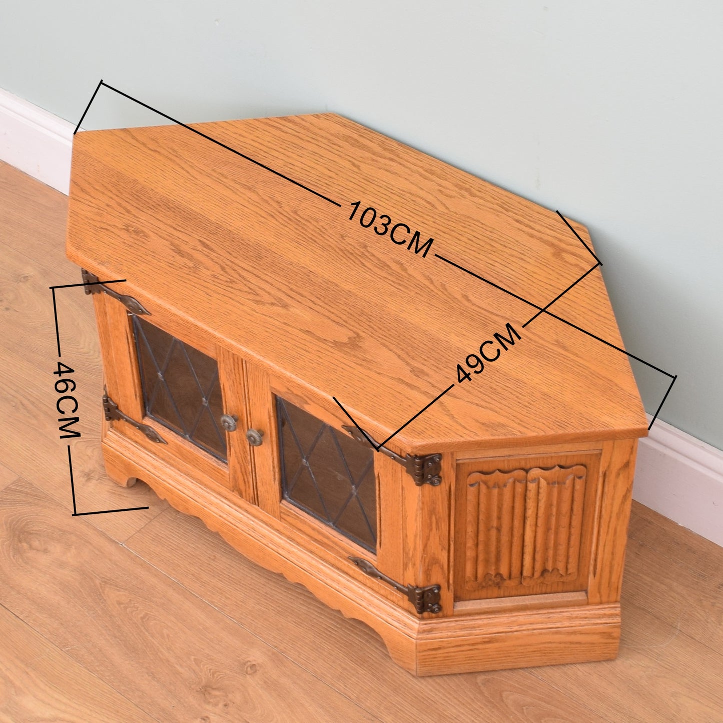 Old Charm TV Unit