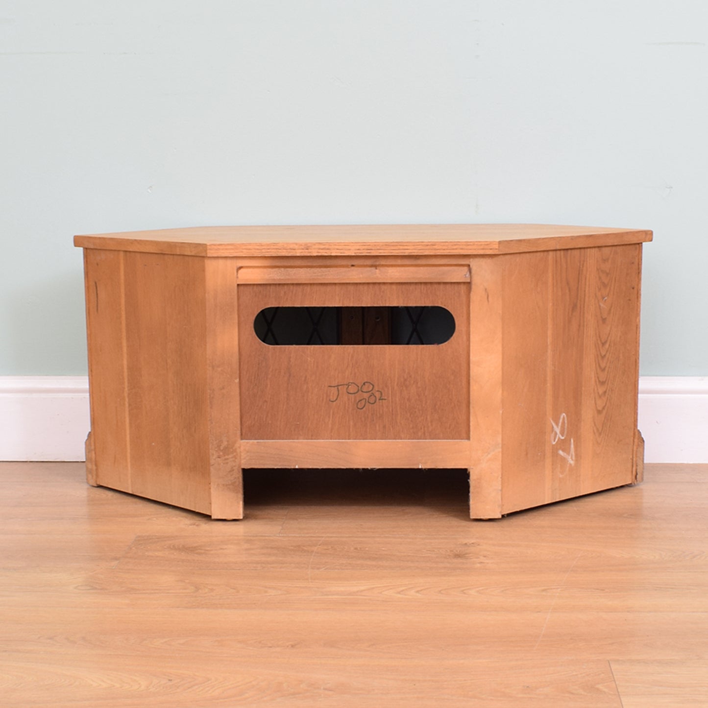 Old Charm TV Unit
