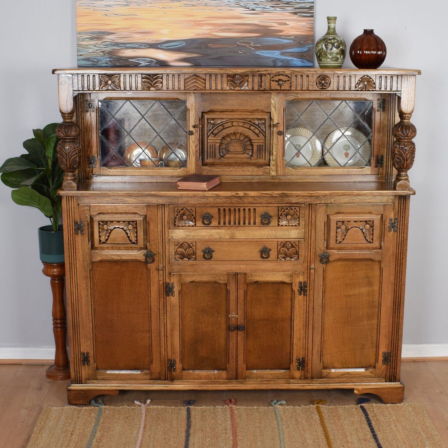 Oak Court Cabinet