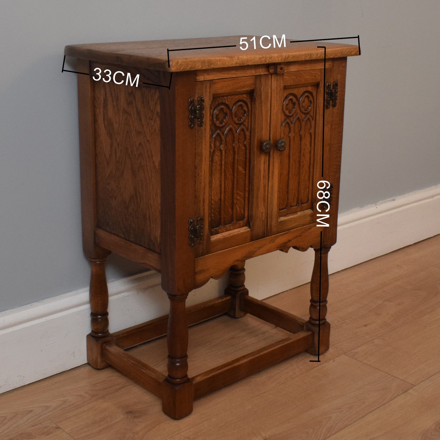 Small Oak Cabinet