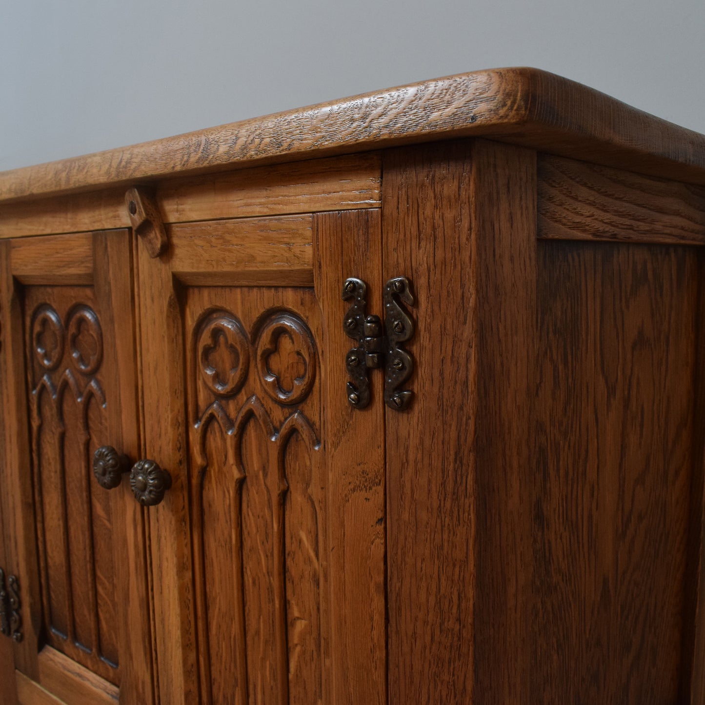 Small Oak Cabinet