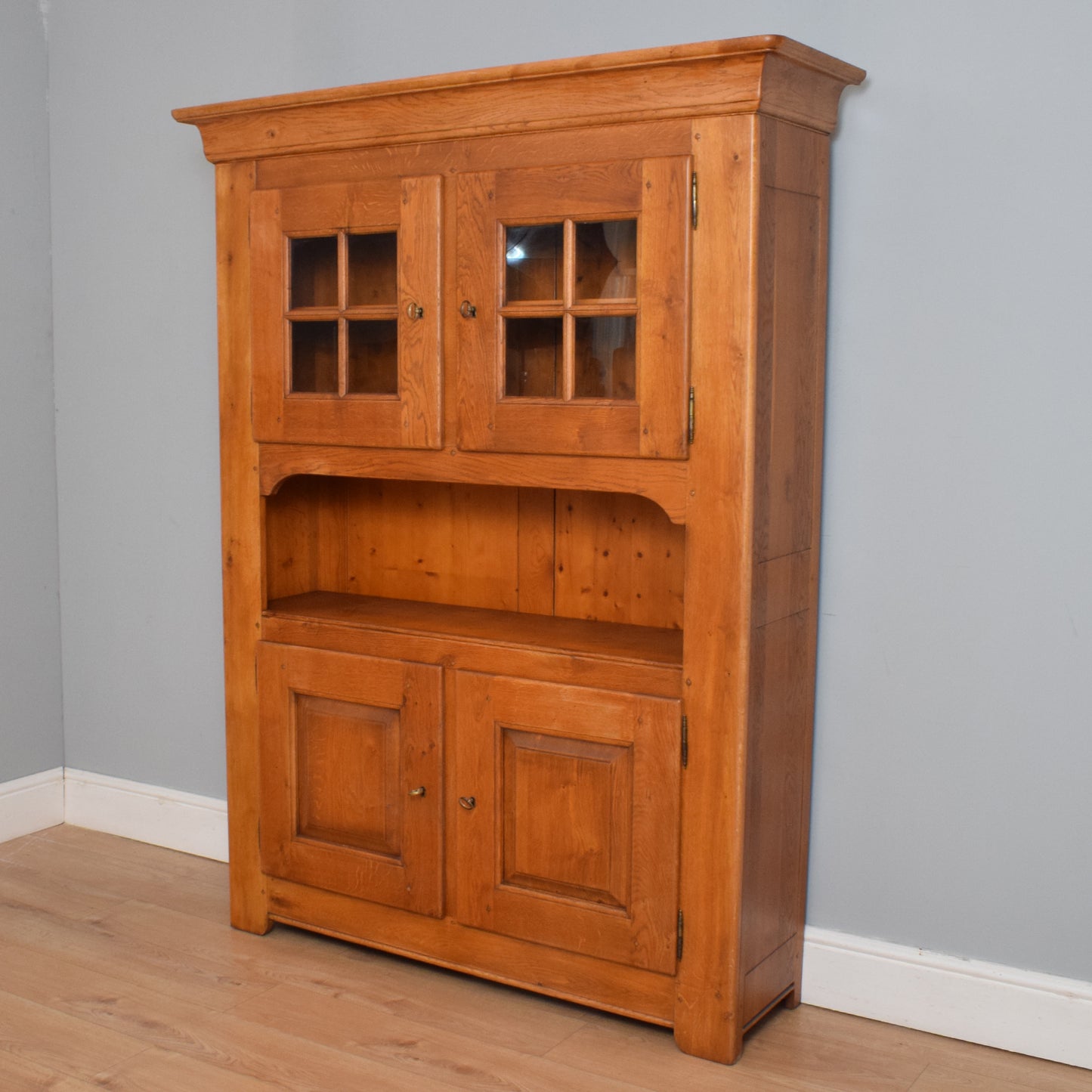Large Oak Display Unit