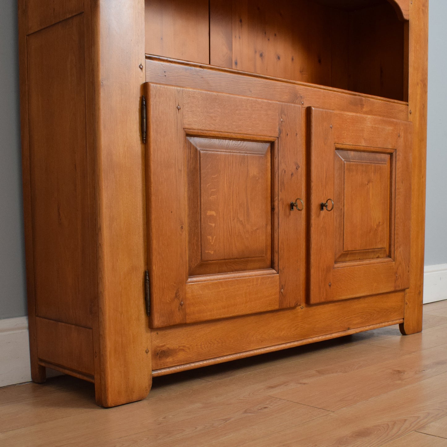 Large Oak Display Unit